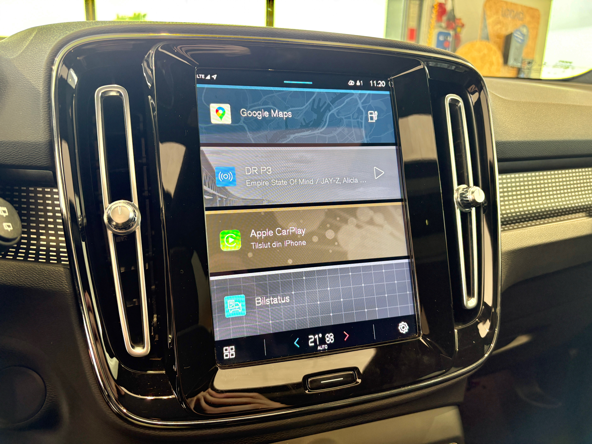 Billede af Volvo XC40 P8 Recharge Twin R-design AWD 408HK 5d Aut.