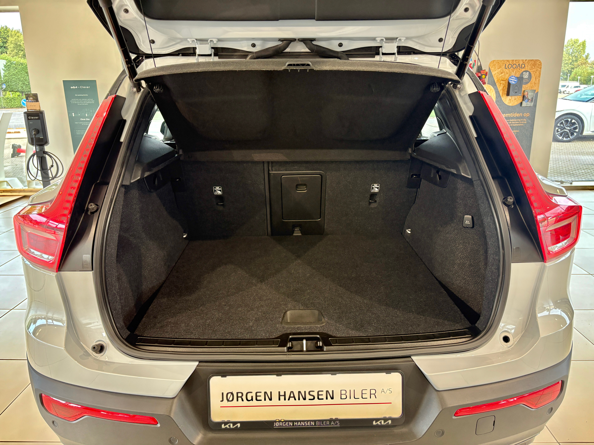 Billede af Volvo XC40 P8 Recharge Twin R-design AWD 408HK 5d Aut.