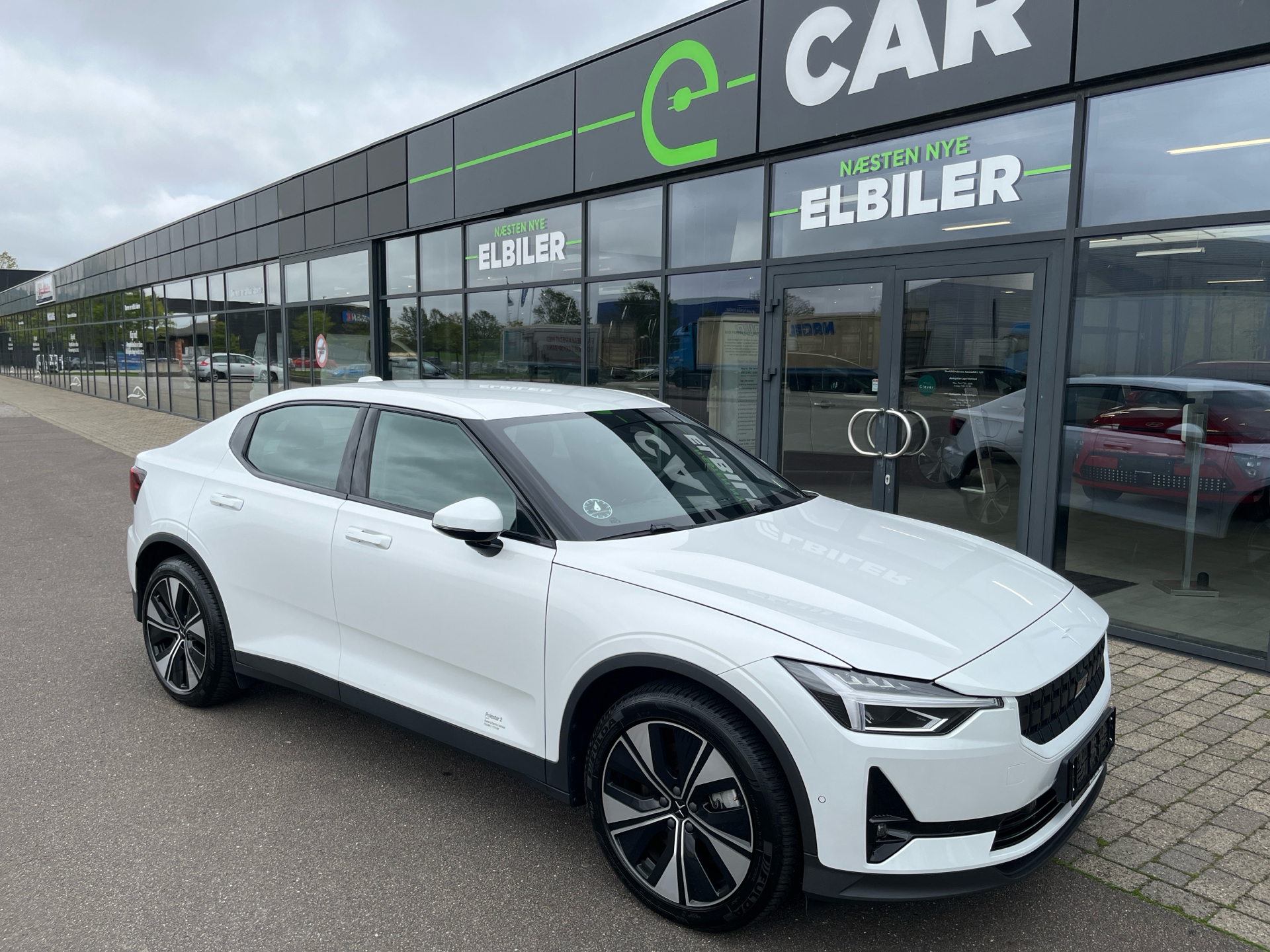 Billede af Polestar 2 EL Long range Single motor 231HK 5d Aut.