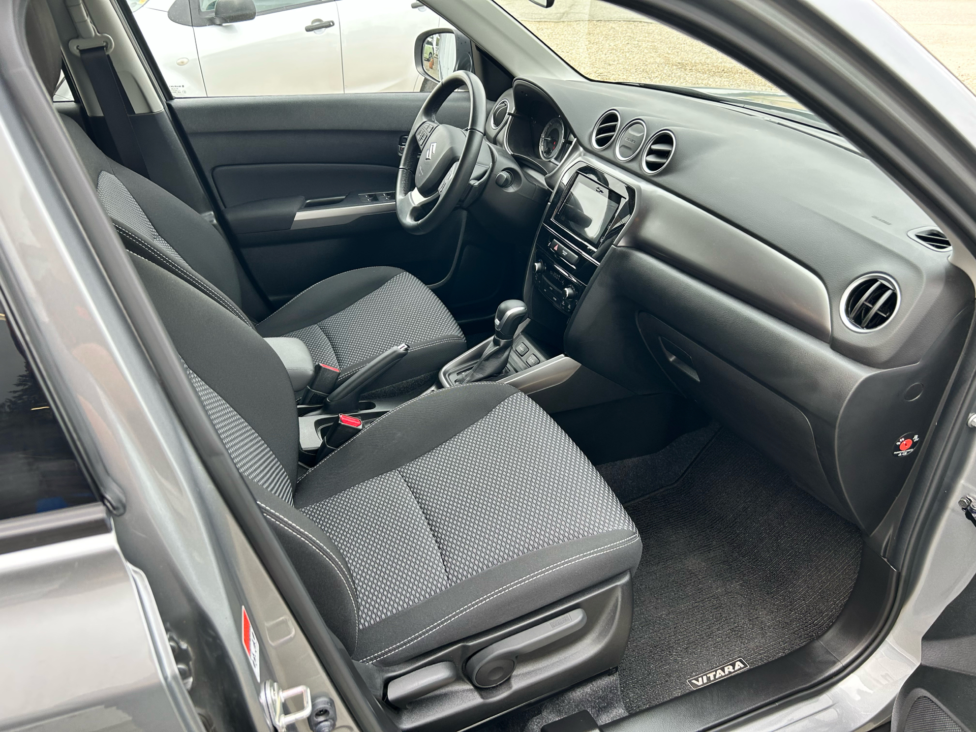Billede af Suzuki Vitara 1,5 Hybrid Active AGS 102HK 5d 6g Aut.