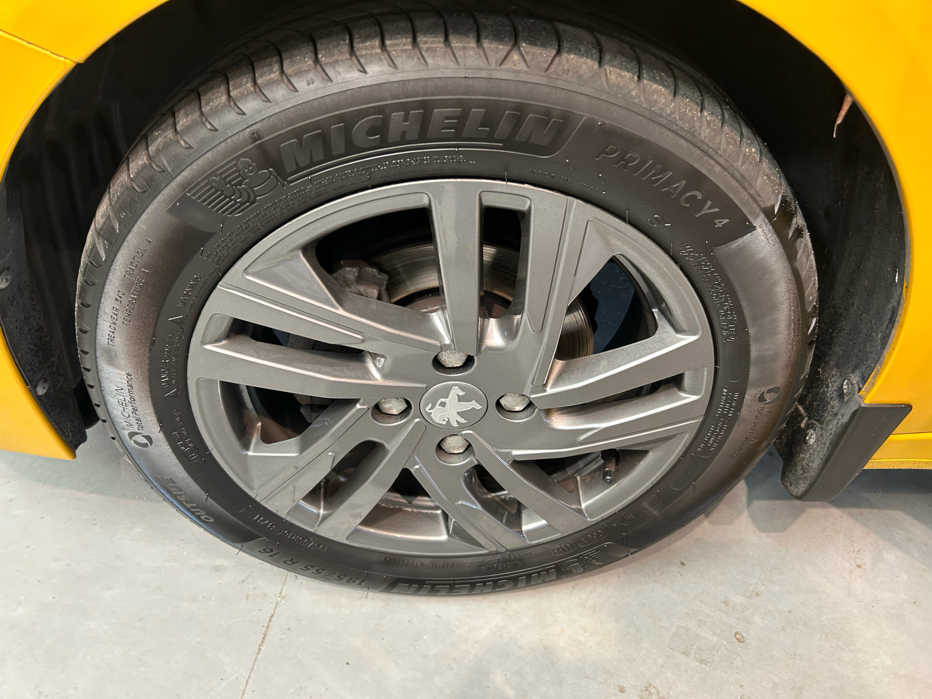 Billede af Peugeot 208 1,2 PureTech Like 75HK 5d