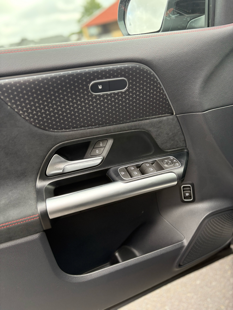 Billede af Mercedes-Benz EQA 350 EL AMG Advance 4Matic 292HK 5d Aut.