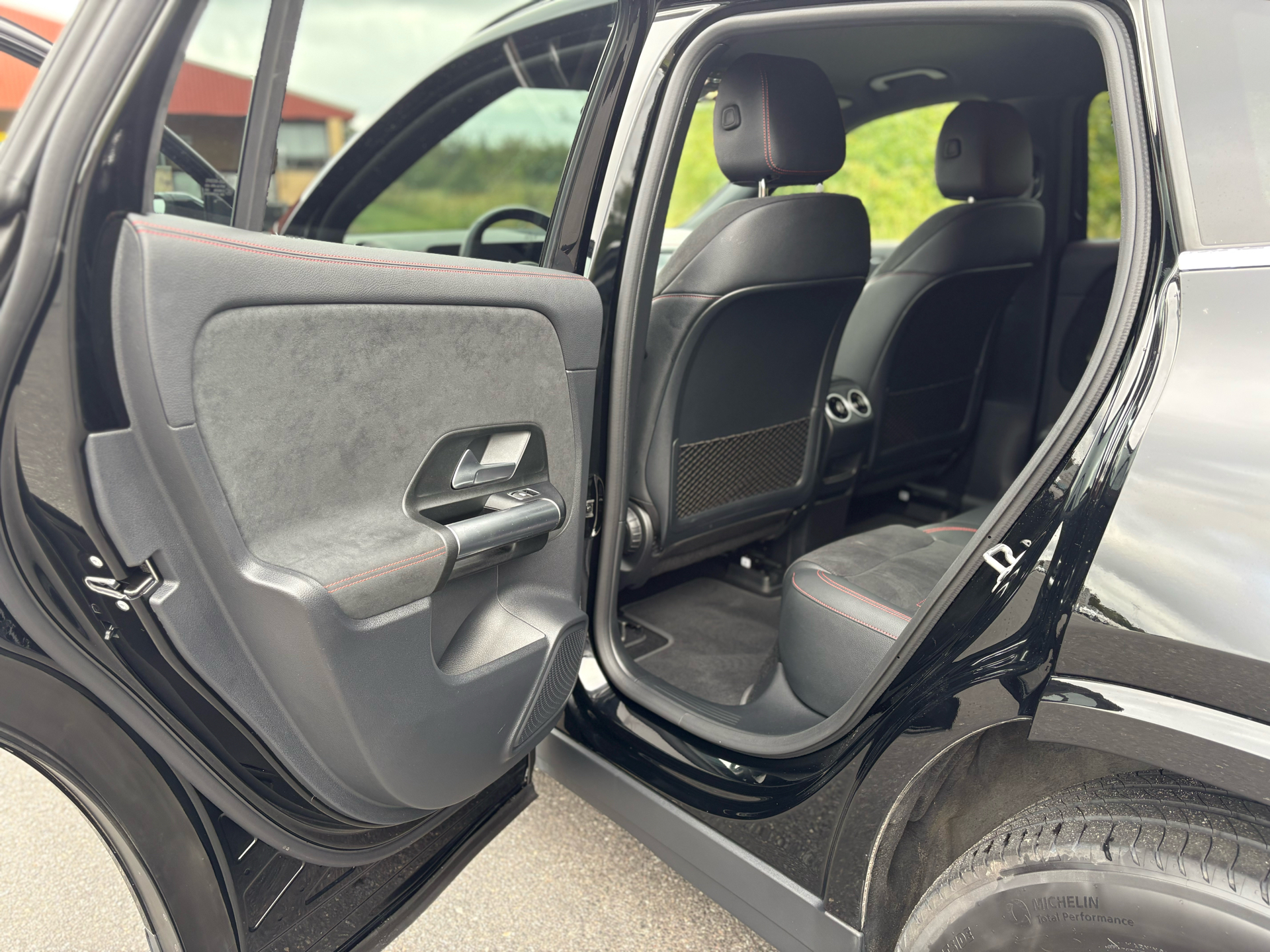 Billede af Mercedes-Benz EQA 350 EL AMG Advance 4Matic 292HK 5d Aut.