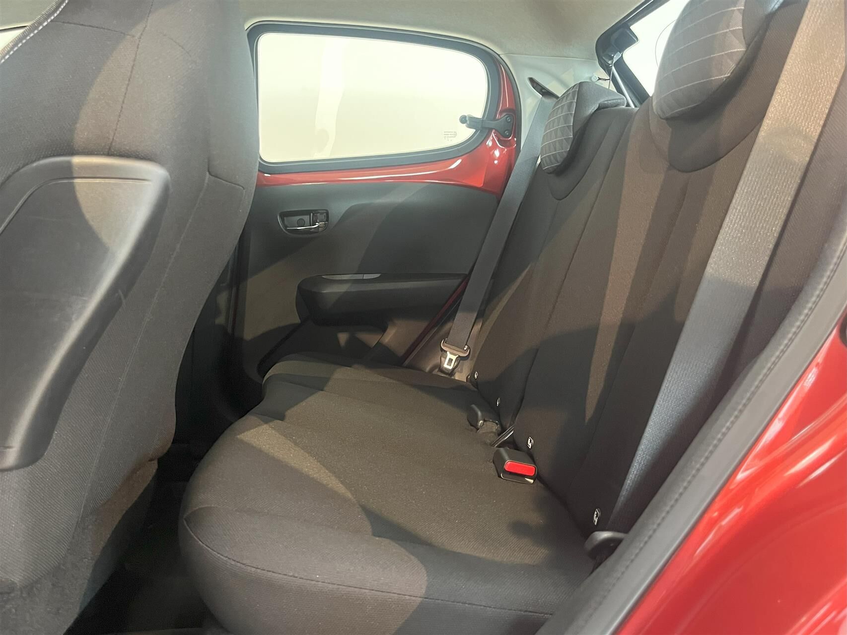 Billede af Peugeot 108 1,0 e-Vti Infinity 72HK 5d