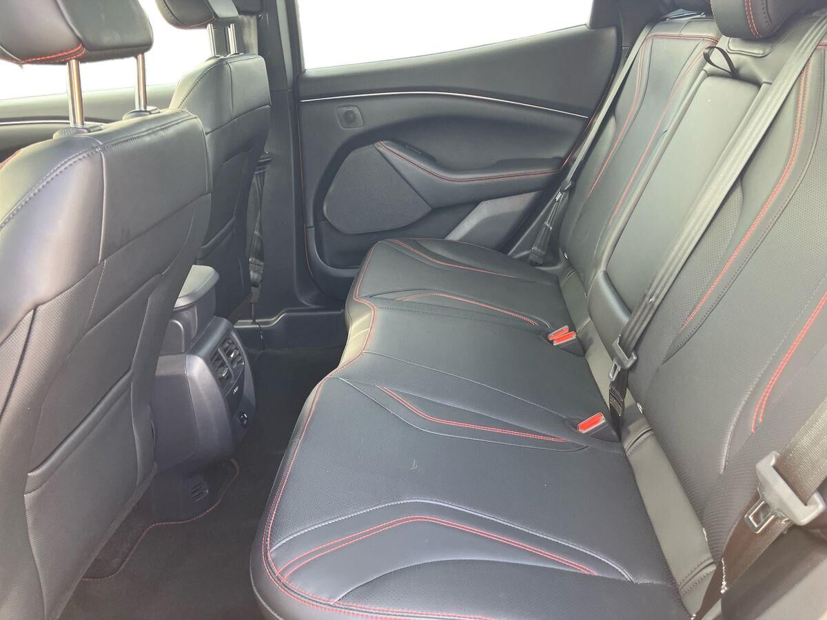 Billede af Ford Mustang Mach-E EL UR Premium AWD 351HK 5d Aut.