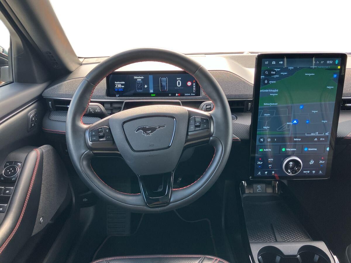Billede af Ford Mustang Mach-E EL UR Premium AWD 351HK 5d Aut.
