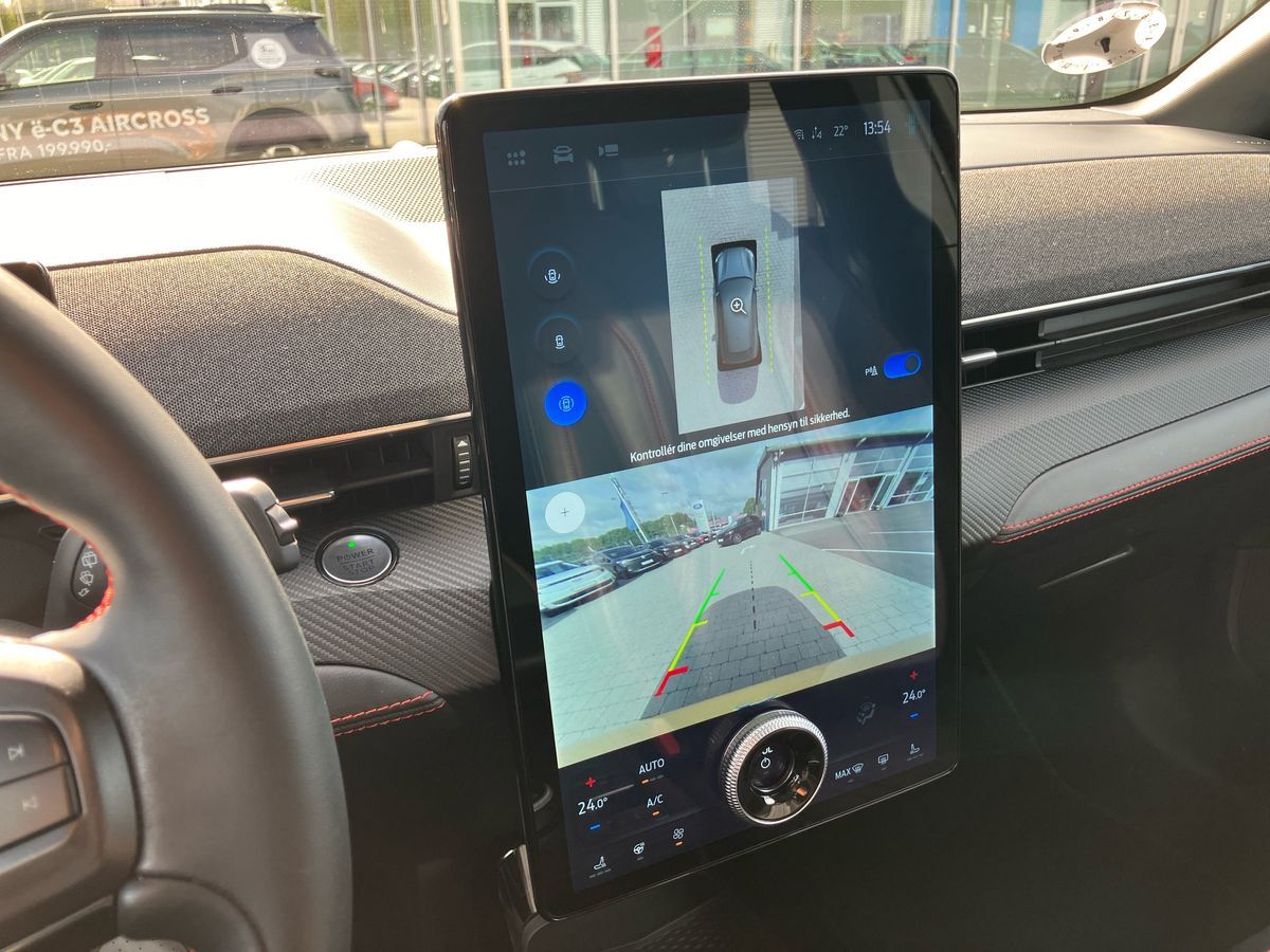 Billede af Ford Mustang Mach-E EL UR Premium AWD 351HK 5d Aut.