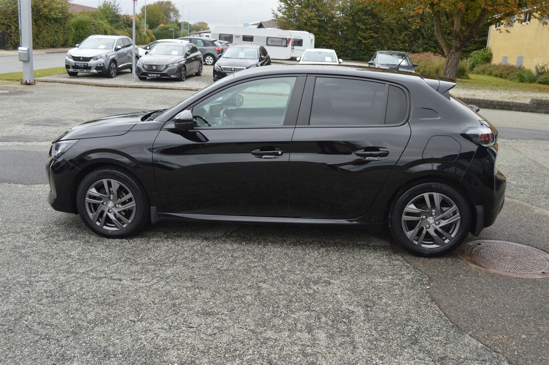 Billede af Peugeot 208 1,2 PureTech Active Pack 75HK 5d