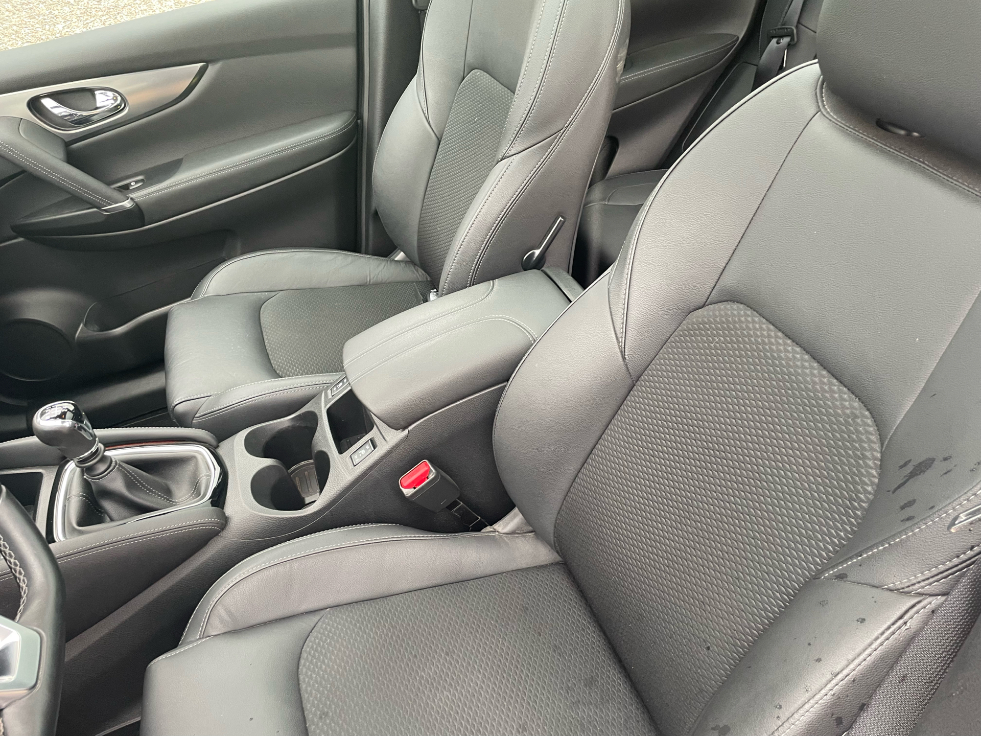 Billede af Nissan Qashqai 1,3 Dig-T Tekna 140HK 5d 6g