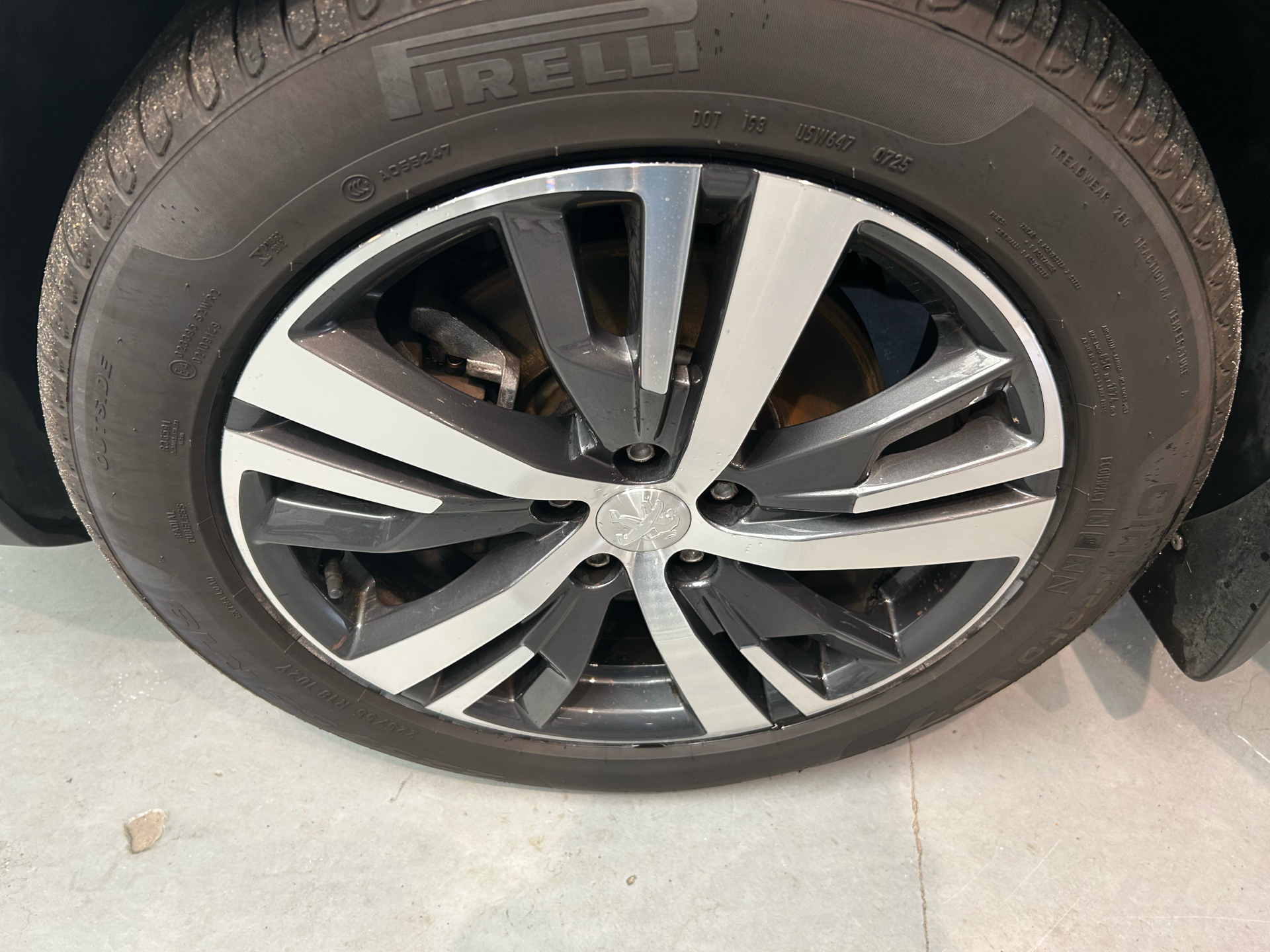 Billede af Peugeot 3008 1,6 PureTech  Plugin-hybrid Selection Sport EAT8 225HK 5d 8g Aut.
