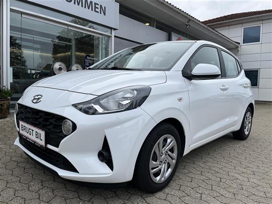 Hyundai i10 1,0 Essential 67HK 5d