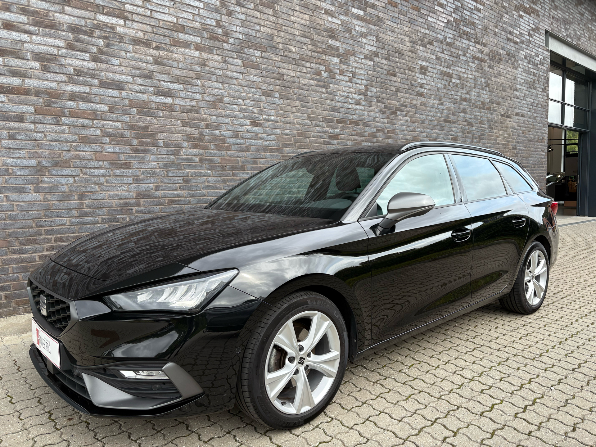 Billede af Seat Leon Sportstourer 1,5 e-TSI  Mild hybrid FR DSG 150HK Stc 7g Aut.