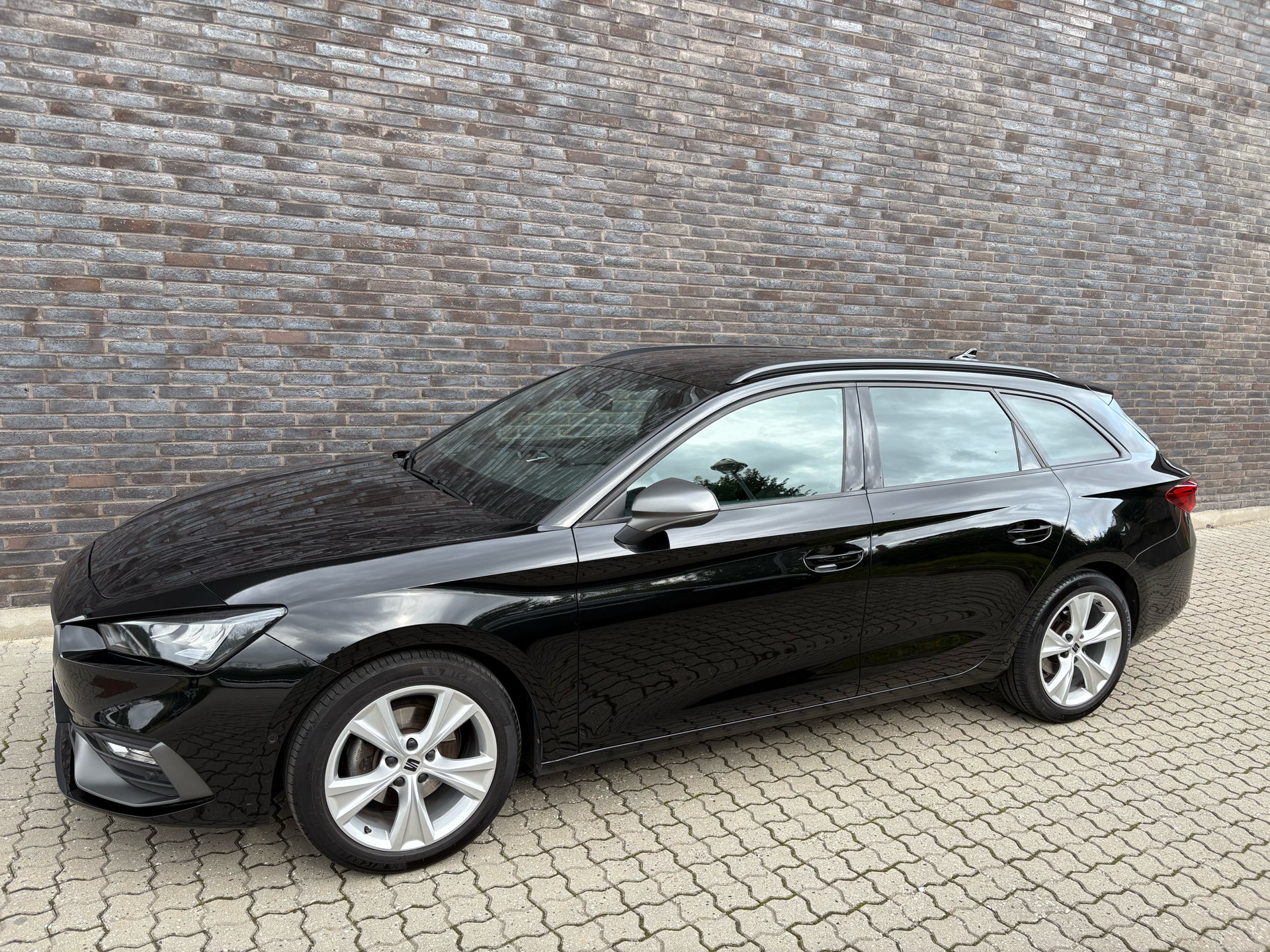 Billede af Seat Leon Sportstourer 1,5 e-TSI  Mild hybrid FR DSG 150HK Stc 7g Aut.