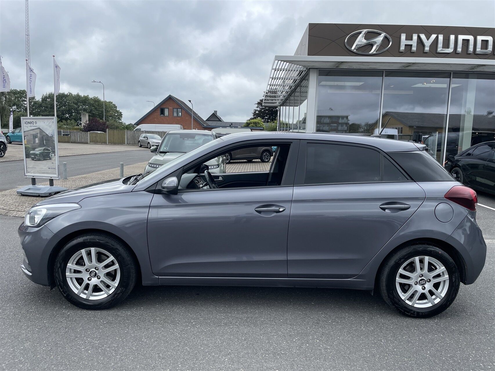 Billede af Hyundai i20 1,0 T-GDI Trend DCT 100HK 5d 7g Aut.