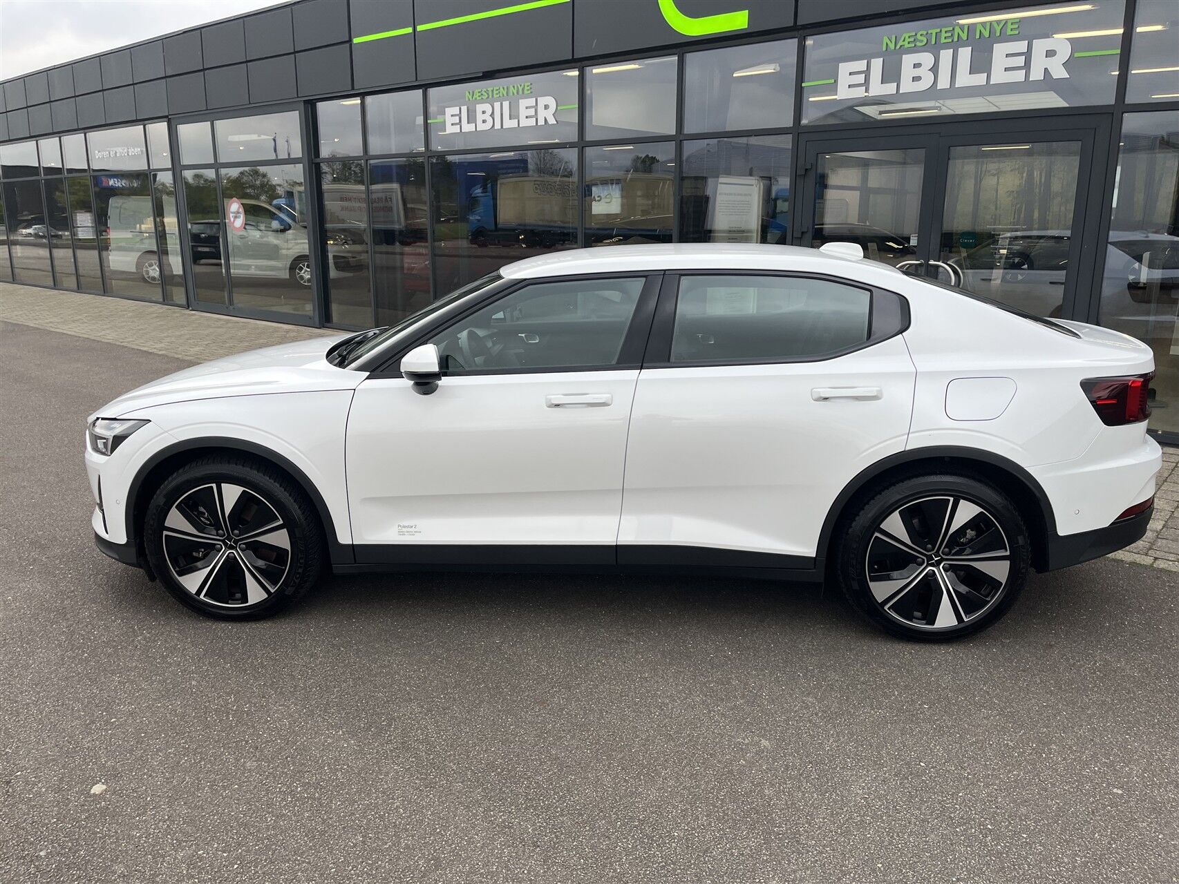 Billede af Polestar 2 EL Long range Single motor 231HK 5d Aut.