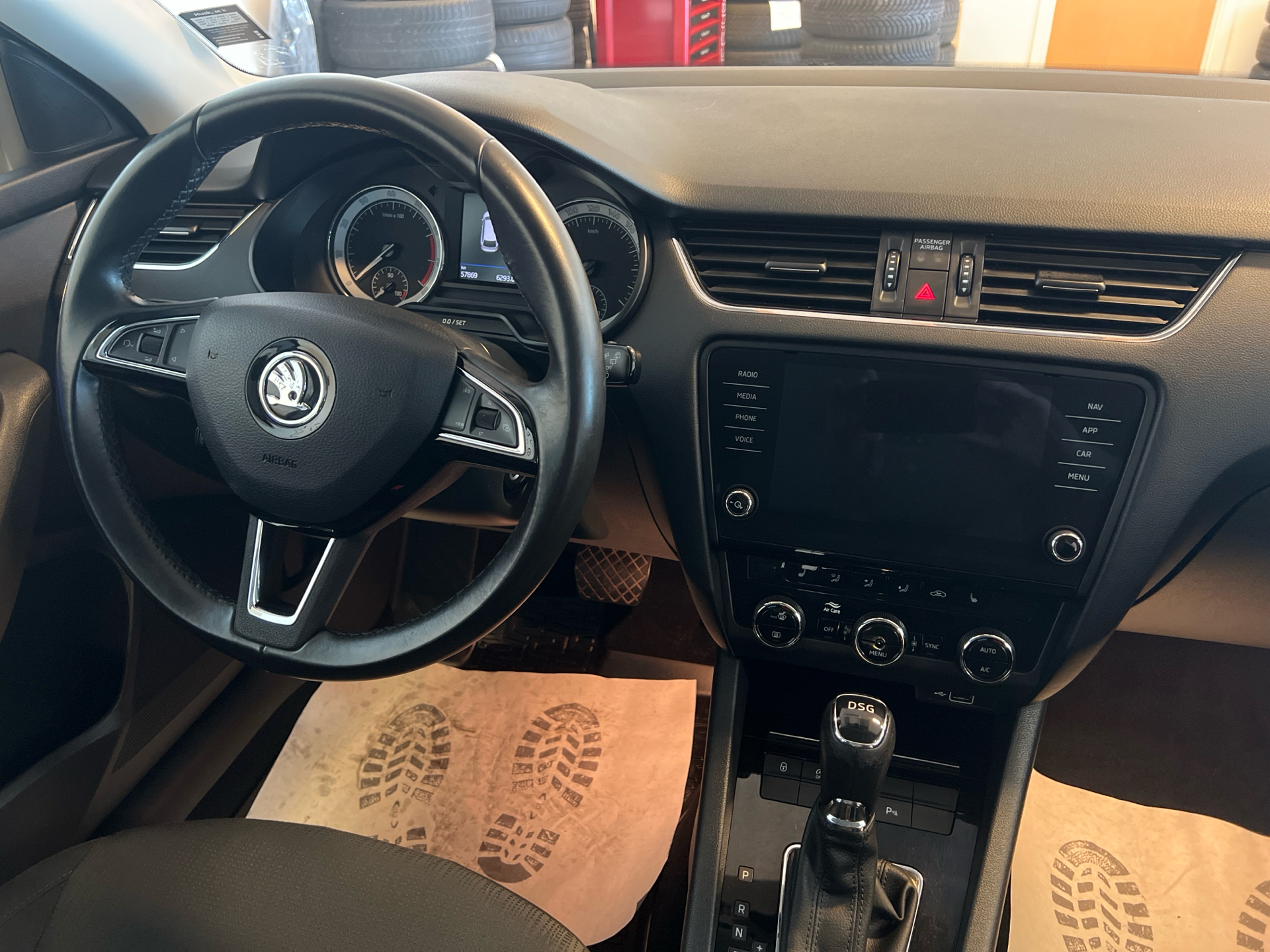 Billede af Skoda Octavia Combi 1,5 TSI ACT Celebration Plus DSG 150HK Stc 7g Aut.
