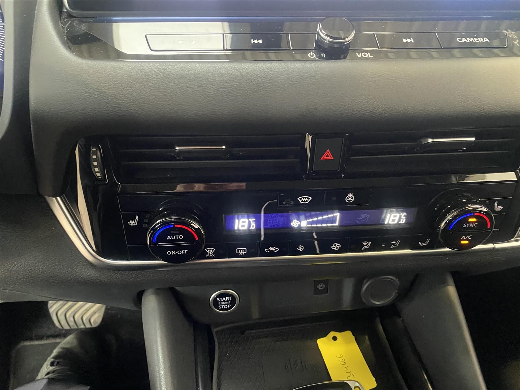 Billede af Nissan Qashqai 1,3 MHEV  Mild hybrid N-Connecta X-Tronic 158HK 5d 7g Aut.