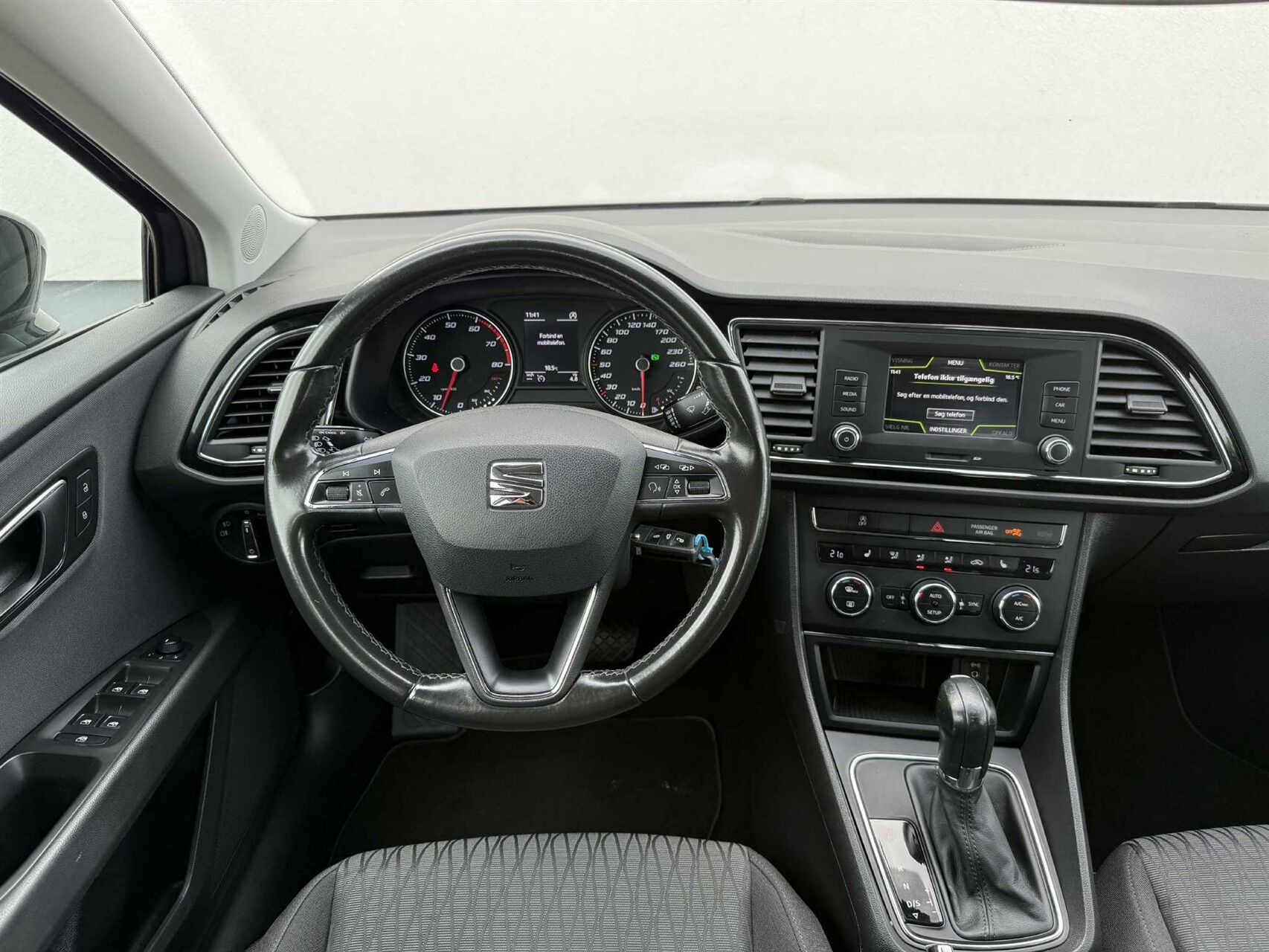 Billede af Seat Leon 1,2 TSI Style Start/Stop DSG 110HK Stc 7g Aut.
