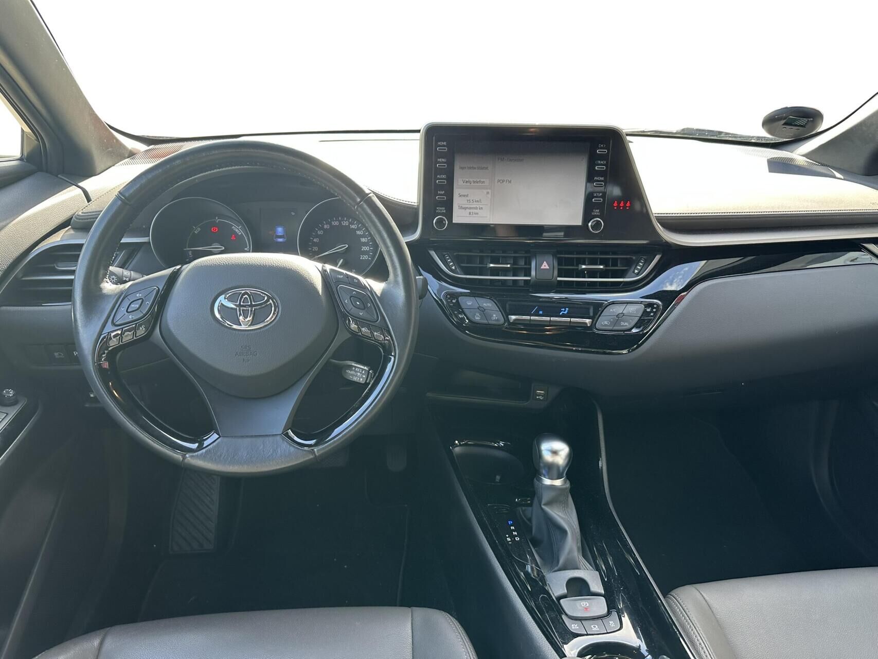 Billede af Toyota C-HR 2,0 Hybrid C-HIC Multidrive S 184HK 5d Aut.