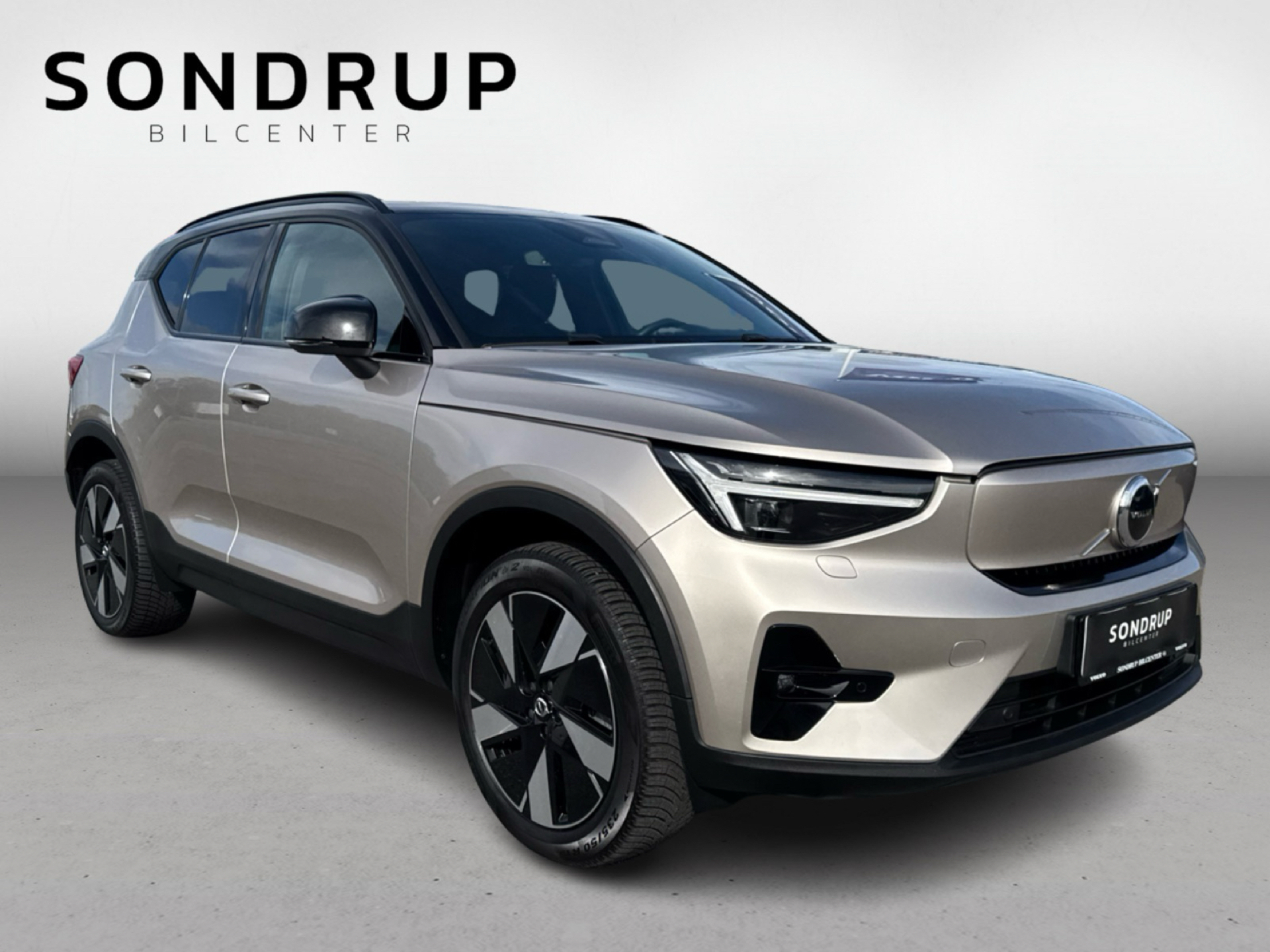 Billede af Volvo XC40 Recharge Twin Plus AWD 408HK 5d Aut.