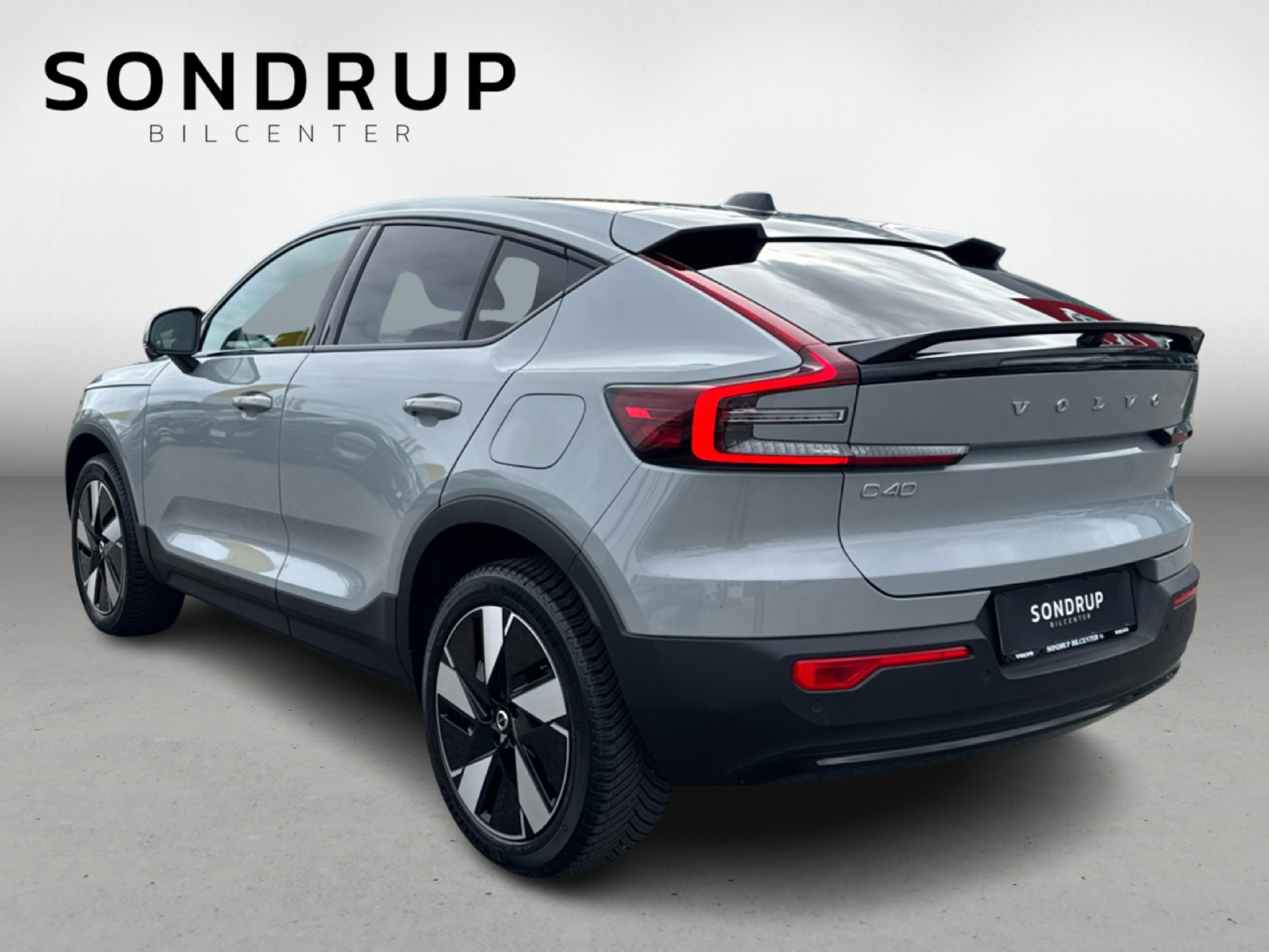 Billede af Volvo C40 Recharge Extended Range Plus 4WD 408HK 5d Aut.