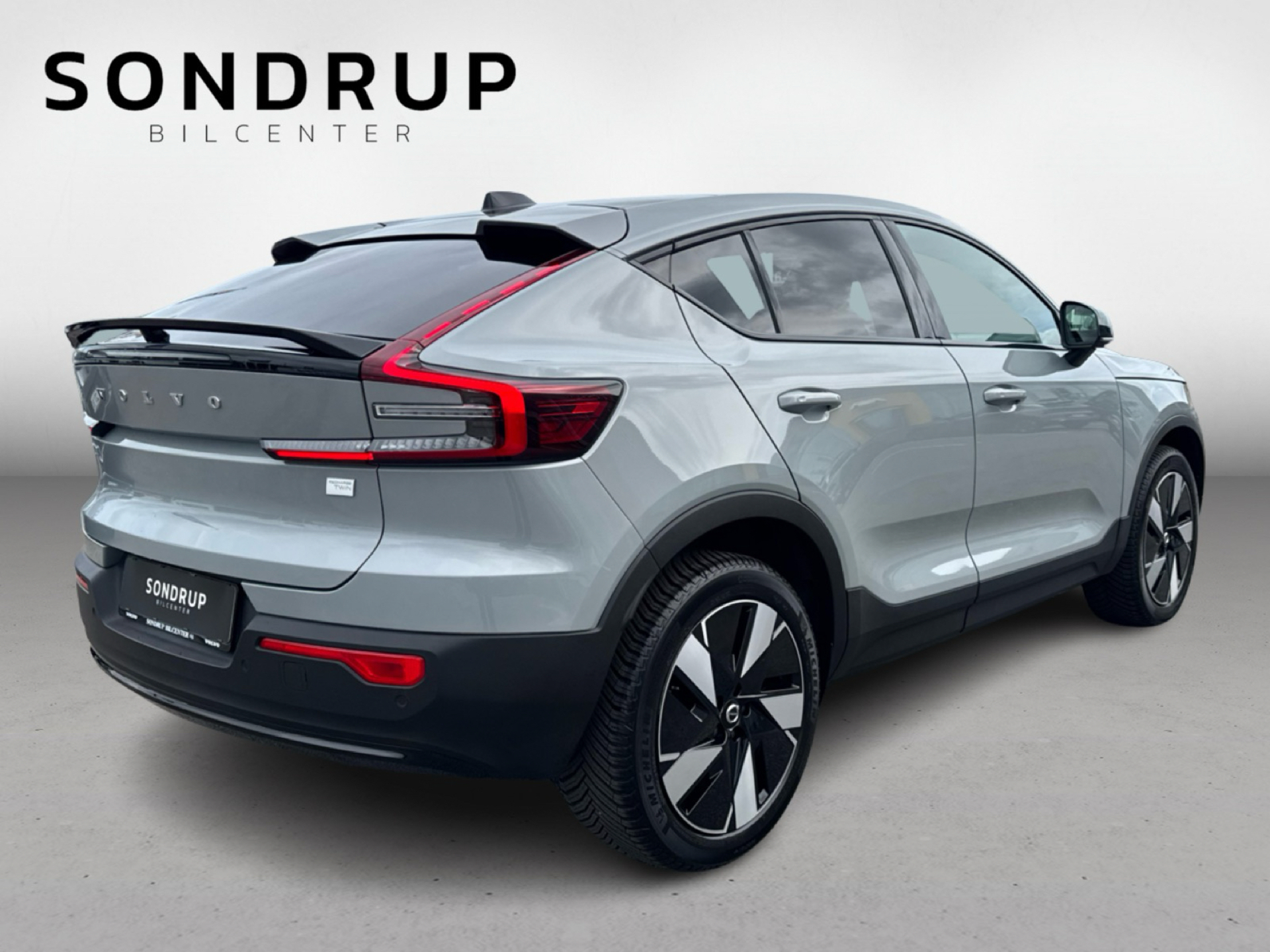 Billede af Volvo C40 Recharge Extended Range Plus 4WD 408HK 5d Aut.