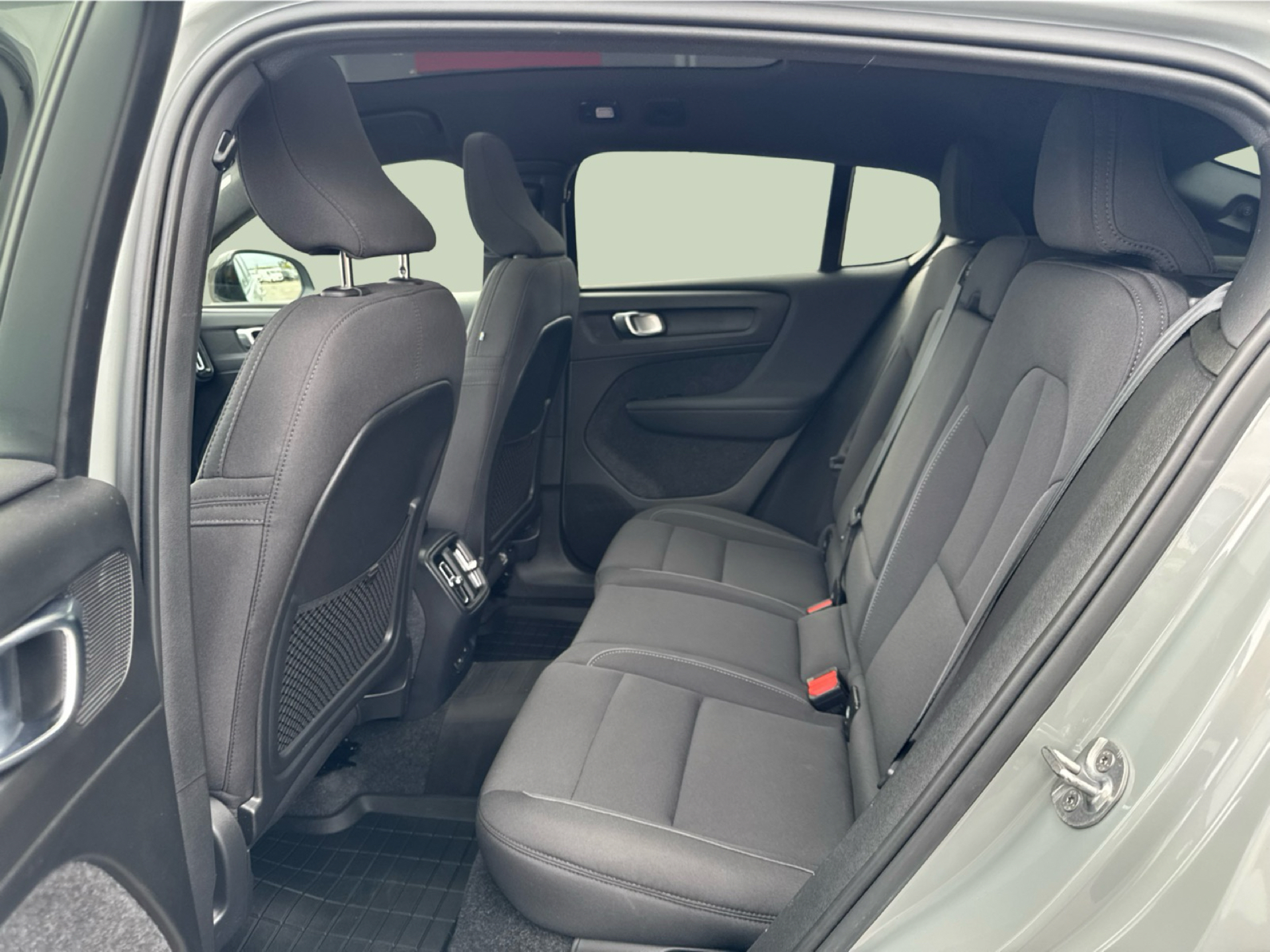 Billede af Volvo C40 Recharge Extended Range Plus 4WD 408HK 5d Aut.