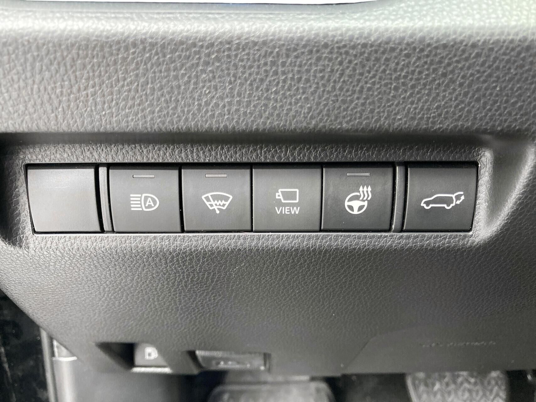 Billede af Toyota RAV4 Plug-in 2,5 Plugin-hybrid H3 Premium AWD 306HK 5d 6g Aut.