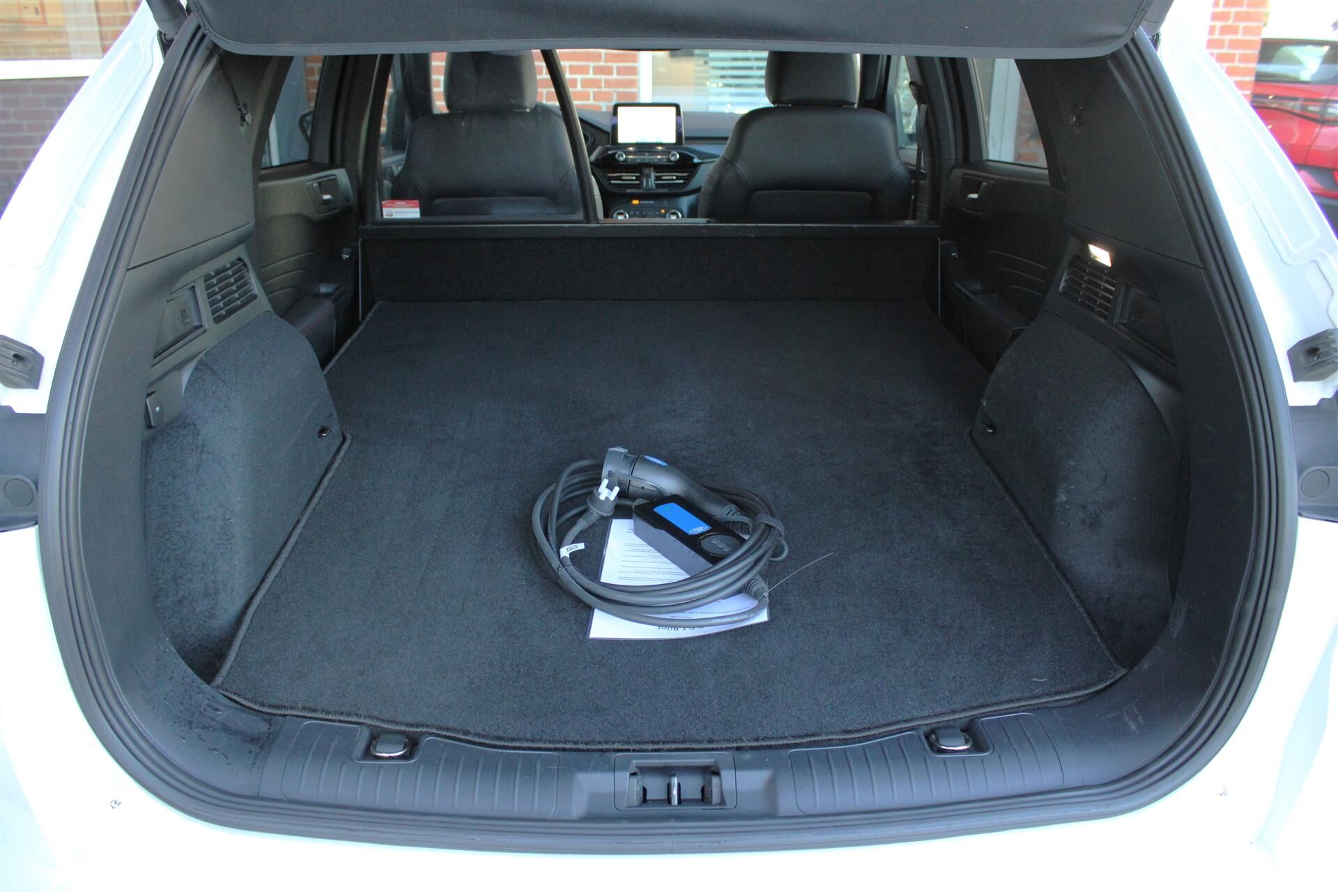 Billede af Ford Kuga 2,5 Plugin-hybrid ST-Line X CVT 225HK 5d Trinl. Gear