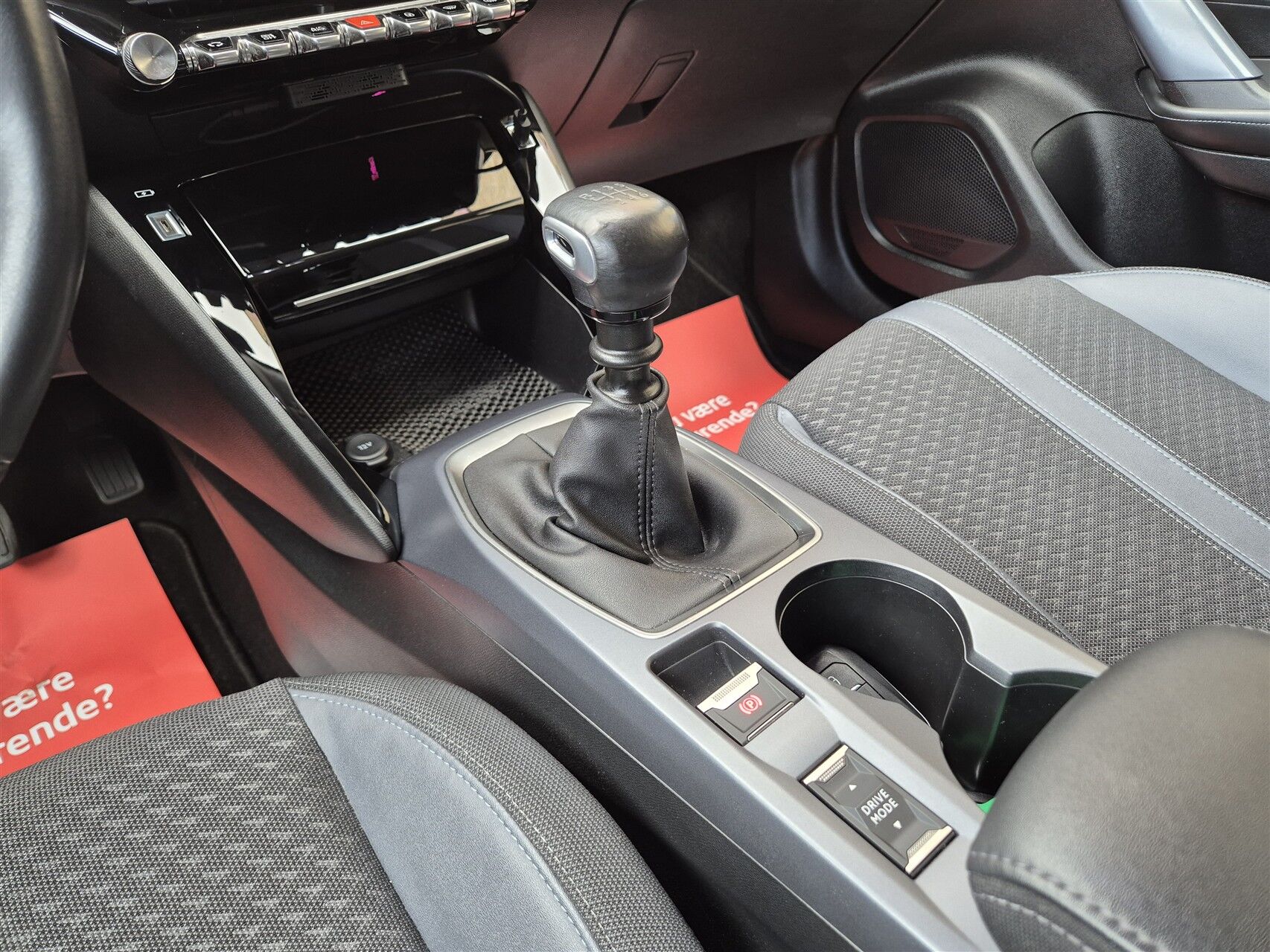 Billede af Peugeot 2008 1,2 PureTech Evolution 130HK 5d