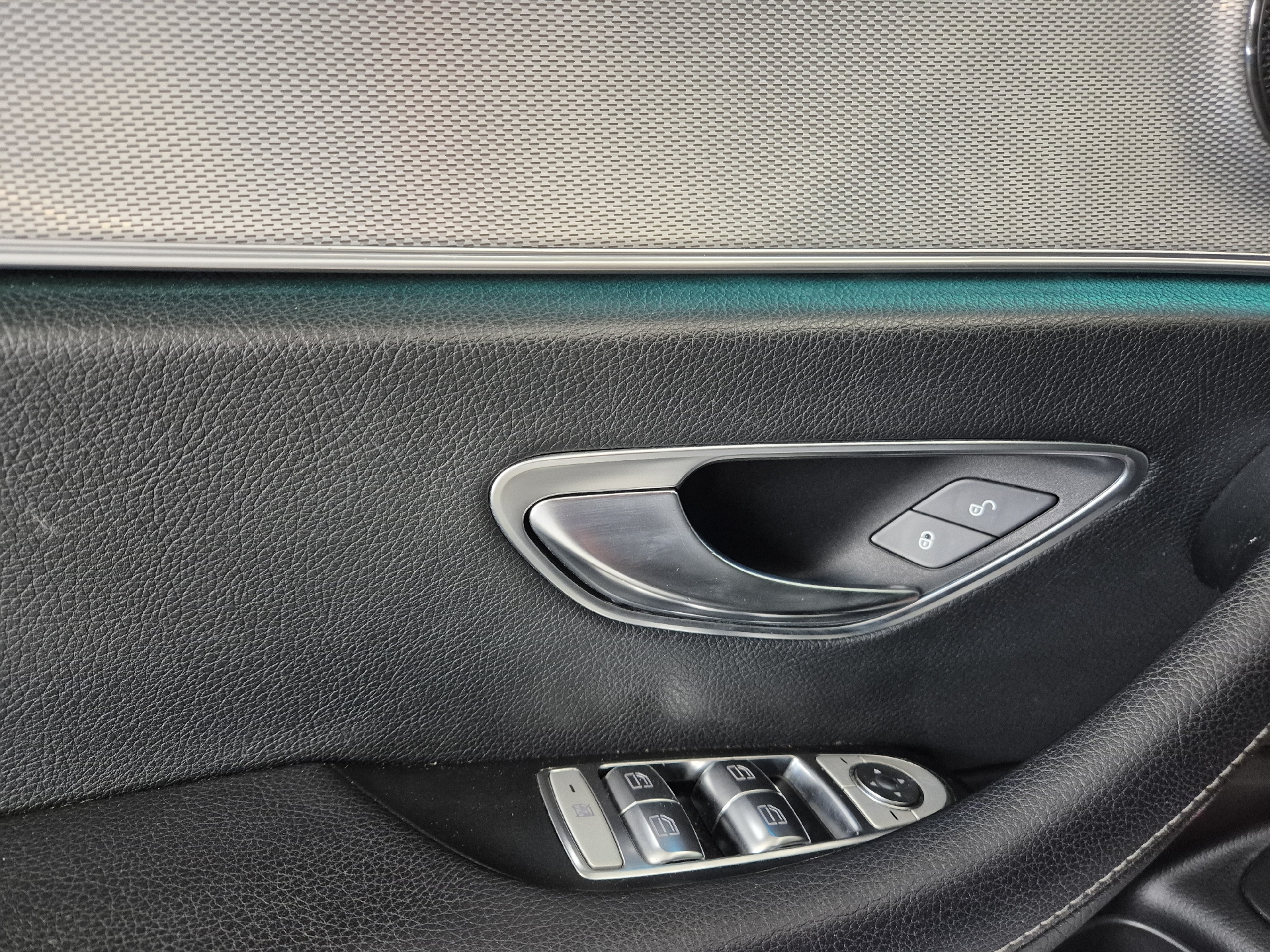 Billede af Mercedes-Benz E220 d T 2,0 D Avantgarde 9G-Tronic 194HK Stc Aut.