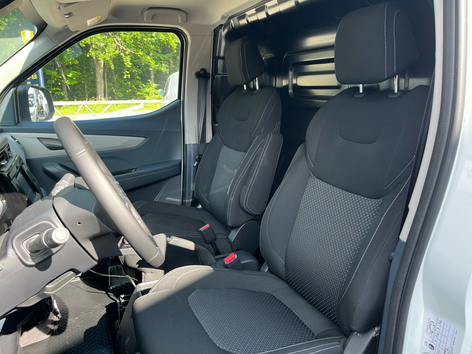 Billede af Maxus e-Deliver 3 SWB EL 122HK Van Trinl. Gear