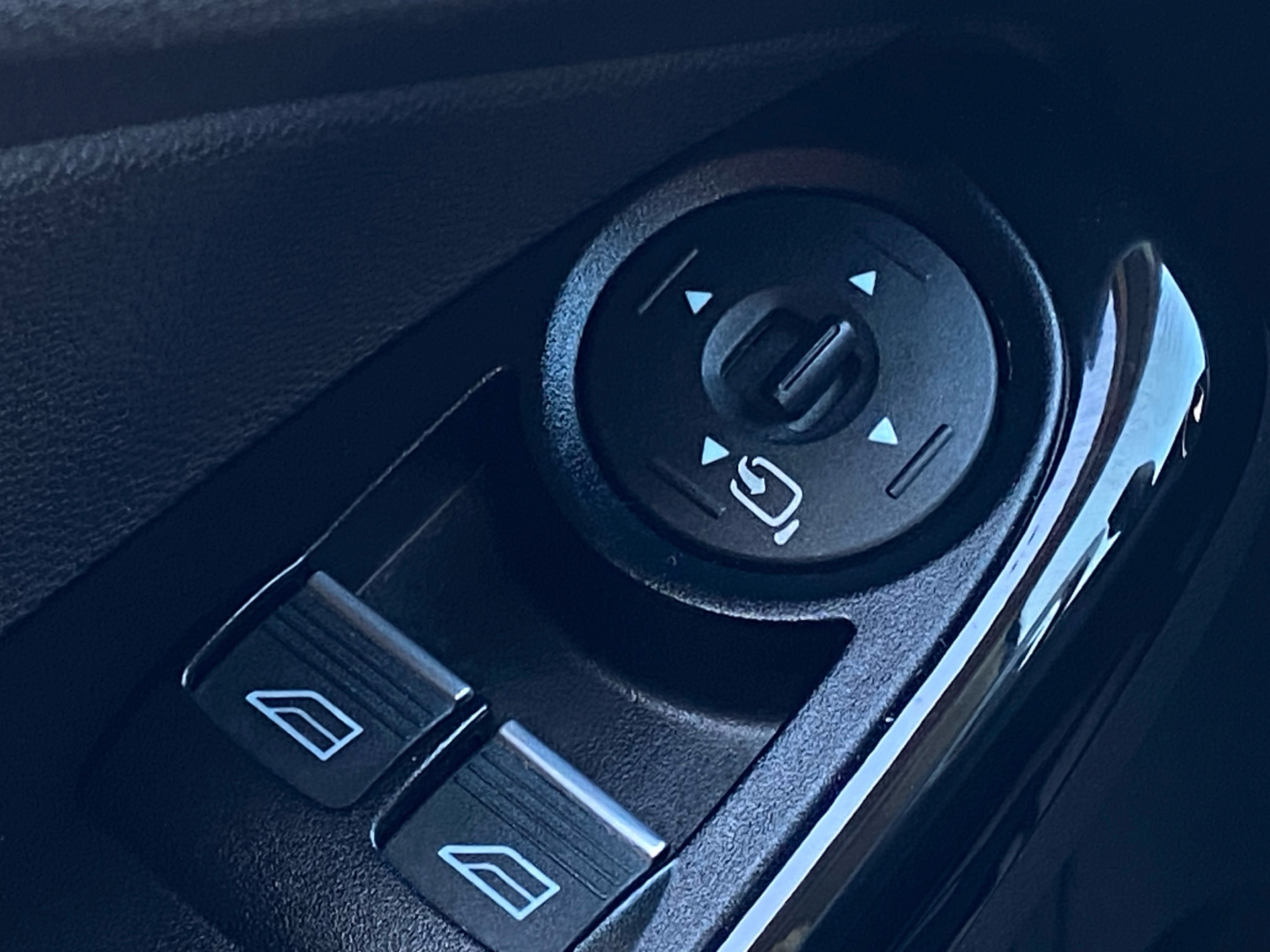 Billede af Ford Fiesta 1,0 EcoBoost Titanium Fun Start/Stop 100HK 5d