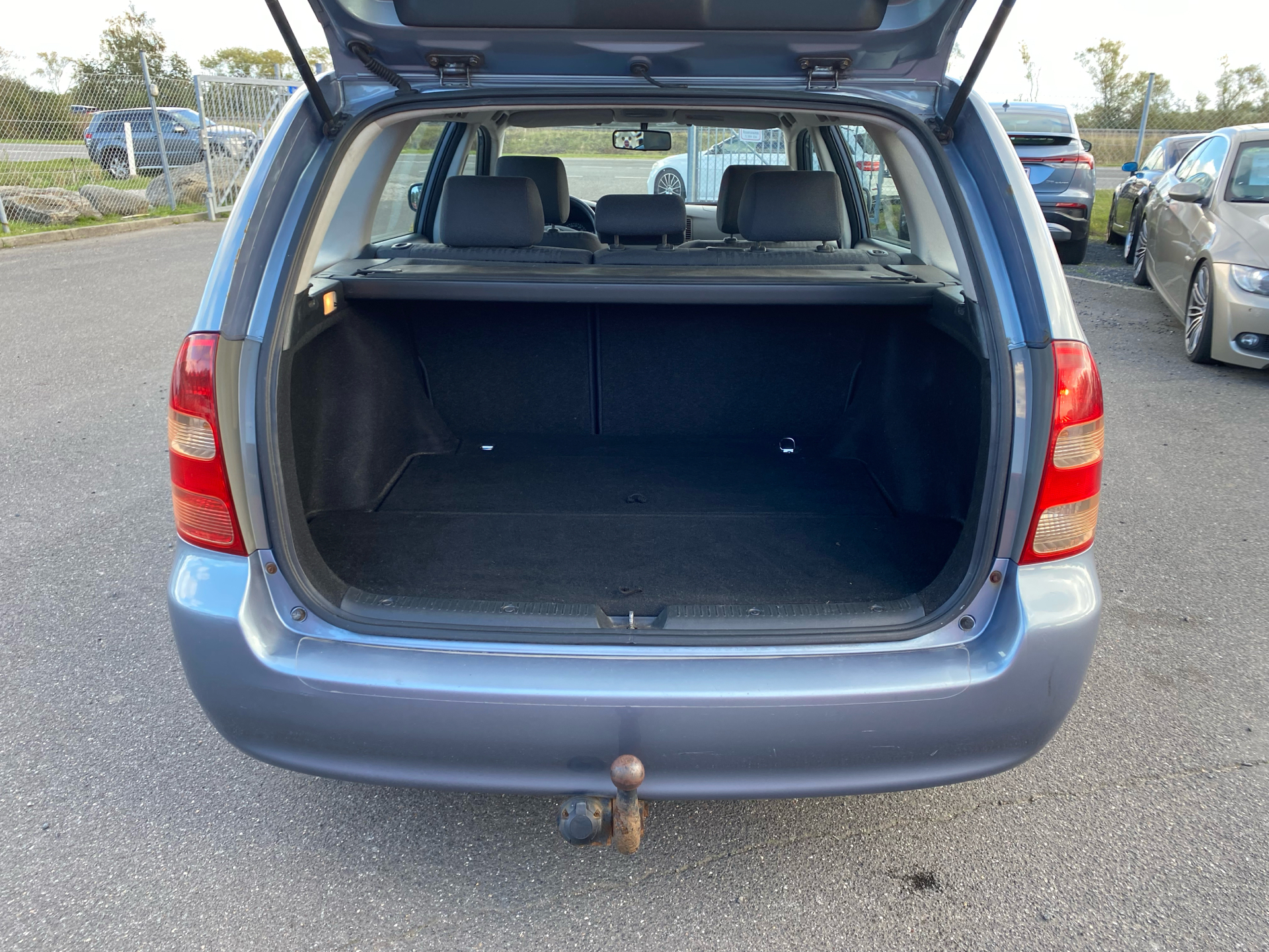 Billede af Toyota Corolla 1,6 Linea Terra 110HK Stc