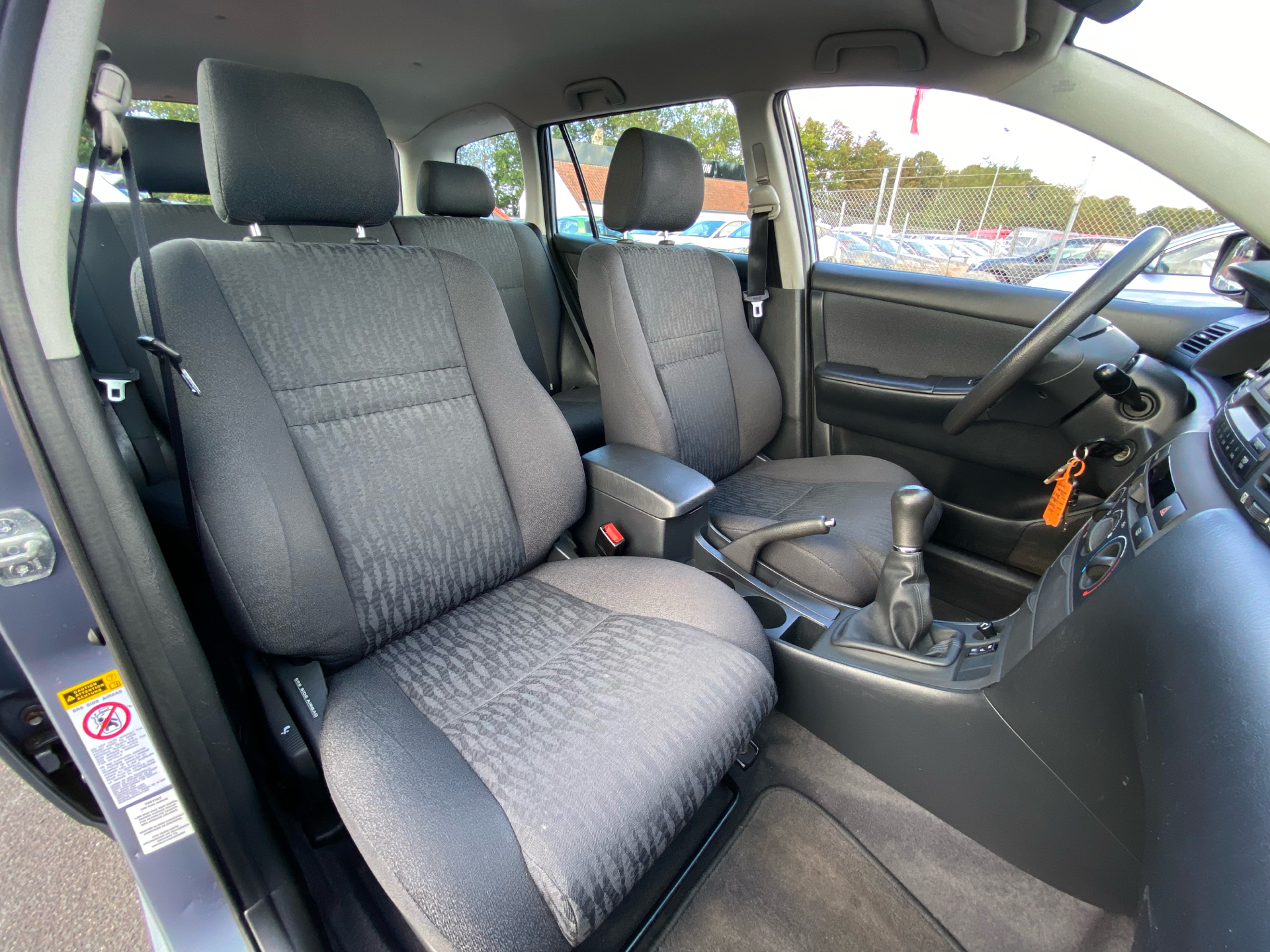 Billede af Toyota Corolla 1,6 Linea Terra 110HK Stc