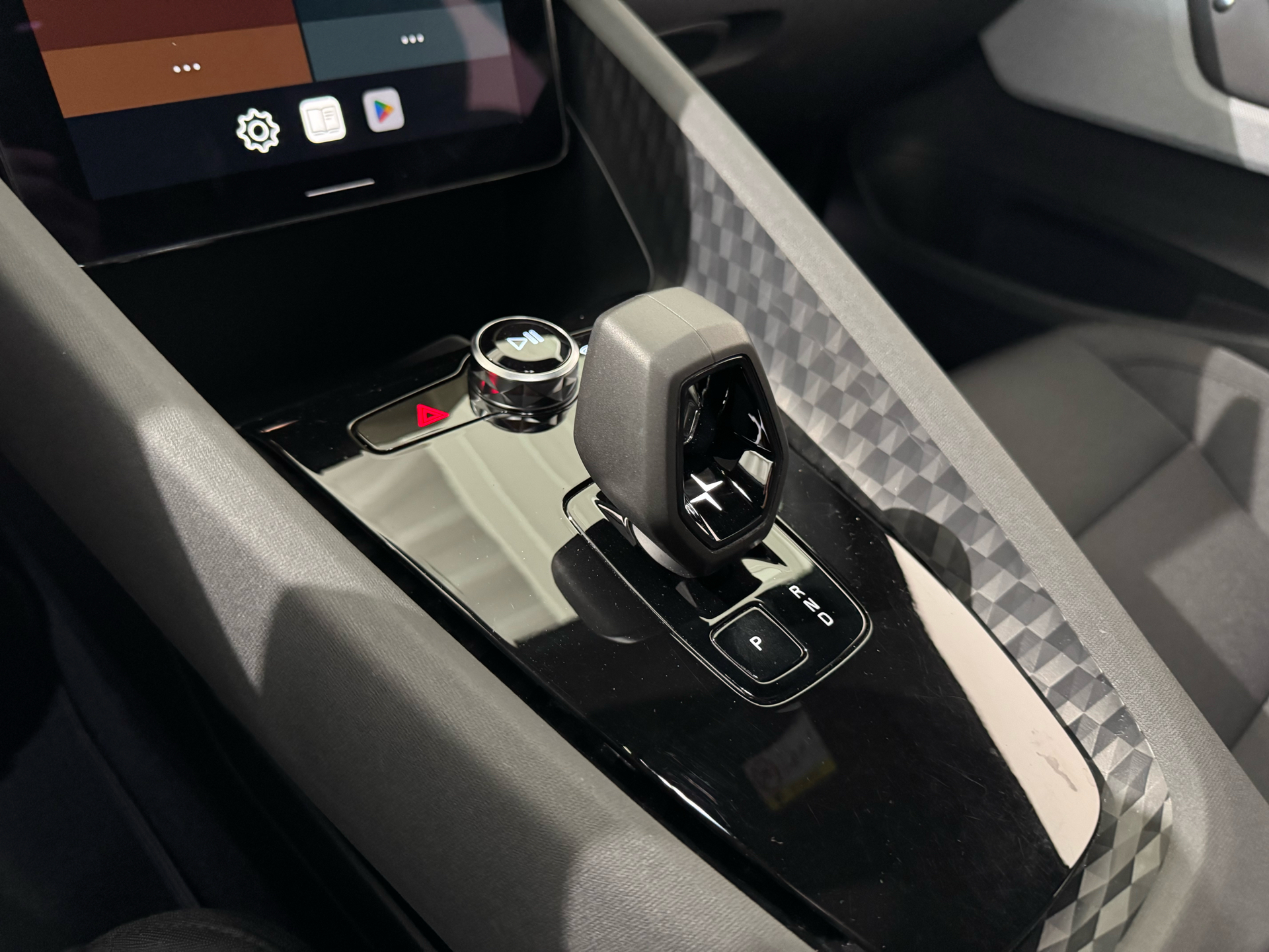 Billede af Polestar 2 EL Long range Single motor 231HK 5d Aut.
