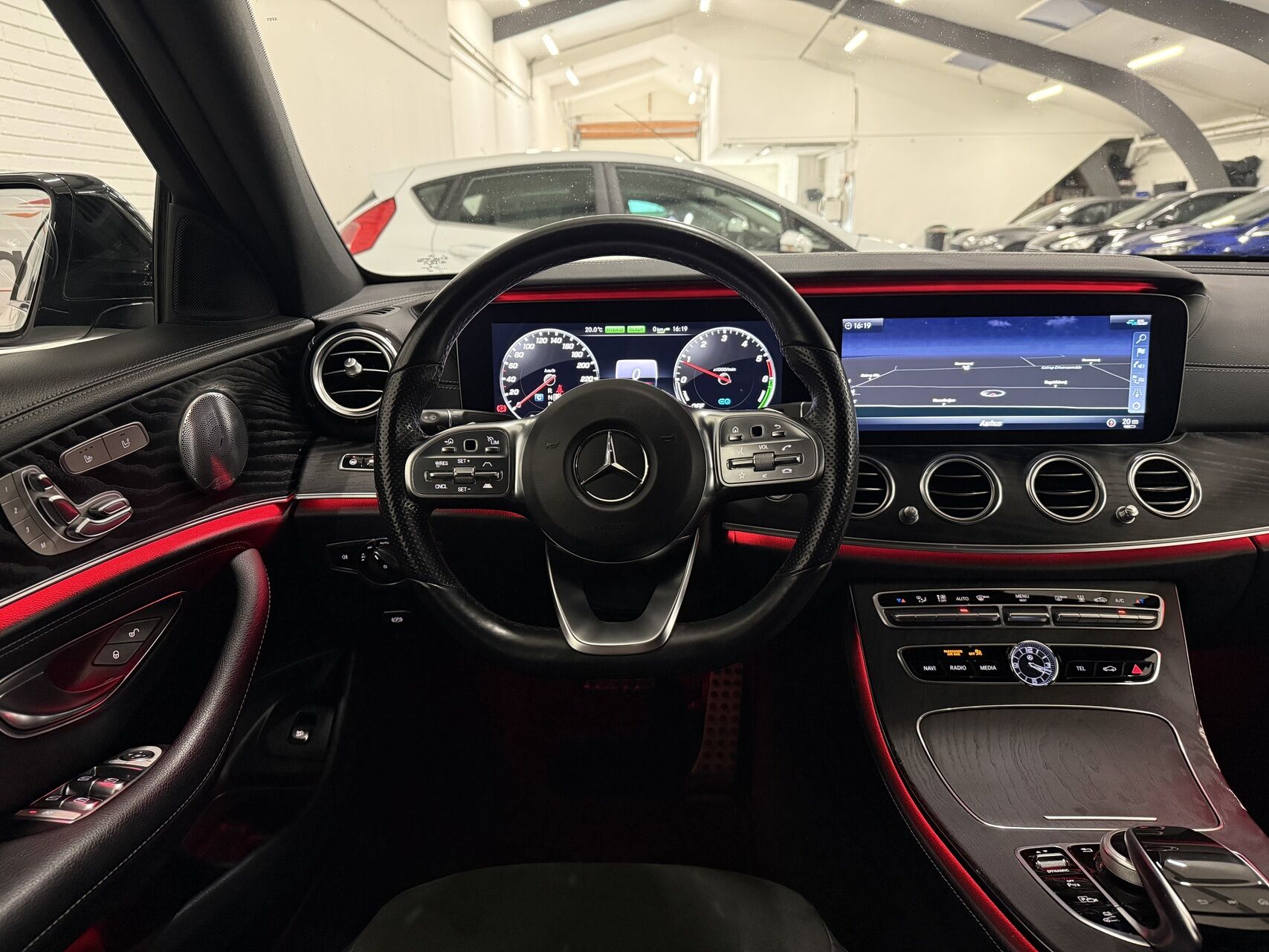 Billede af Mercedes-Benz E300 de 2,0 Plugin-hybrid AMG Line 9G-Tronic 306HK 9g Aut.