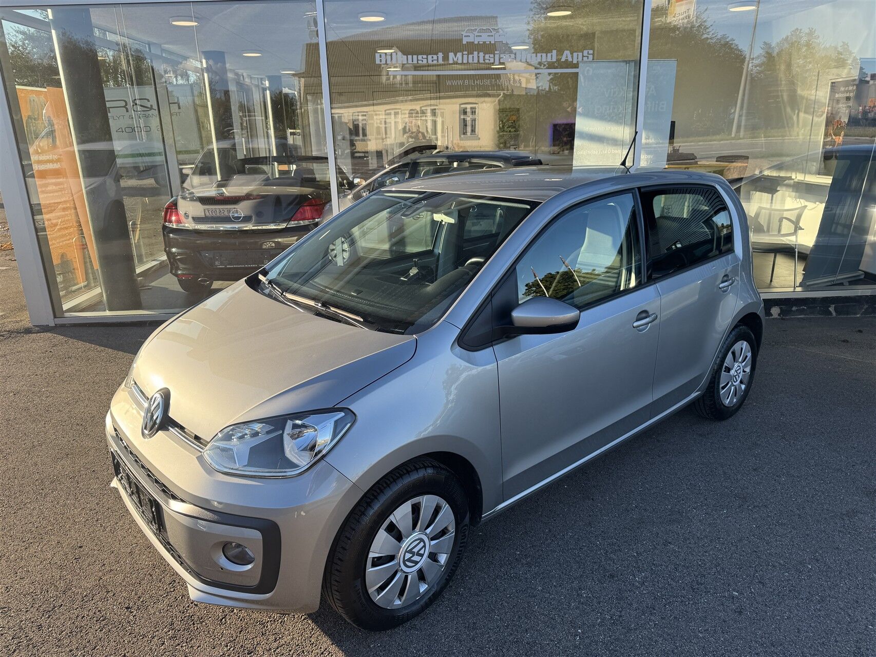 Billede af VW up 1,0 MPI BMT Move ASG 60HK 5d Aut.