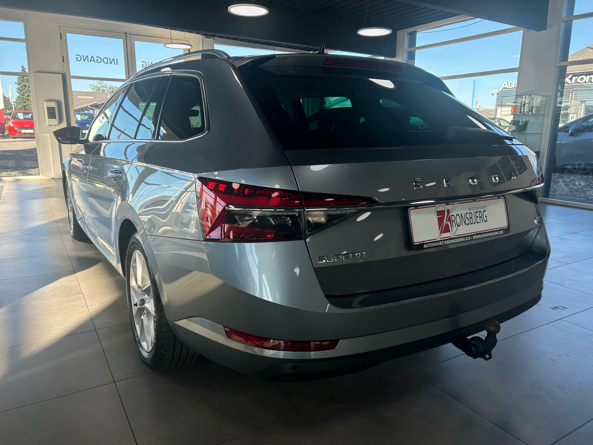Billede af Skoda Superb Combi 1,4 TSI  Plugin-hybrid iV DSG 218HK Stc 6g Aut.
