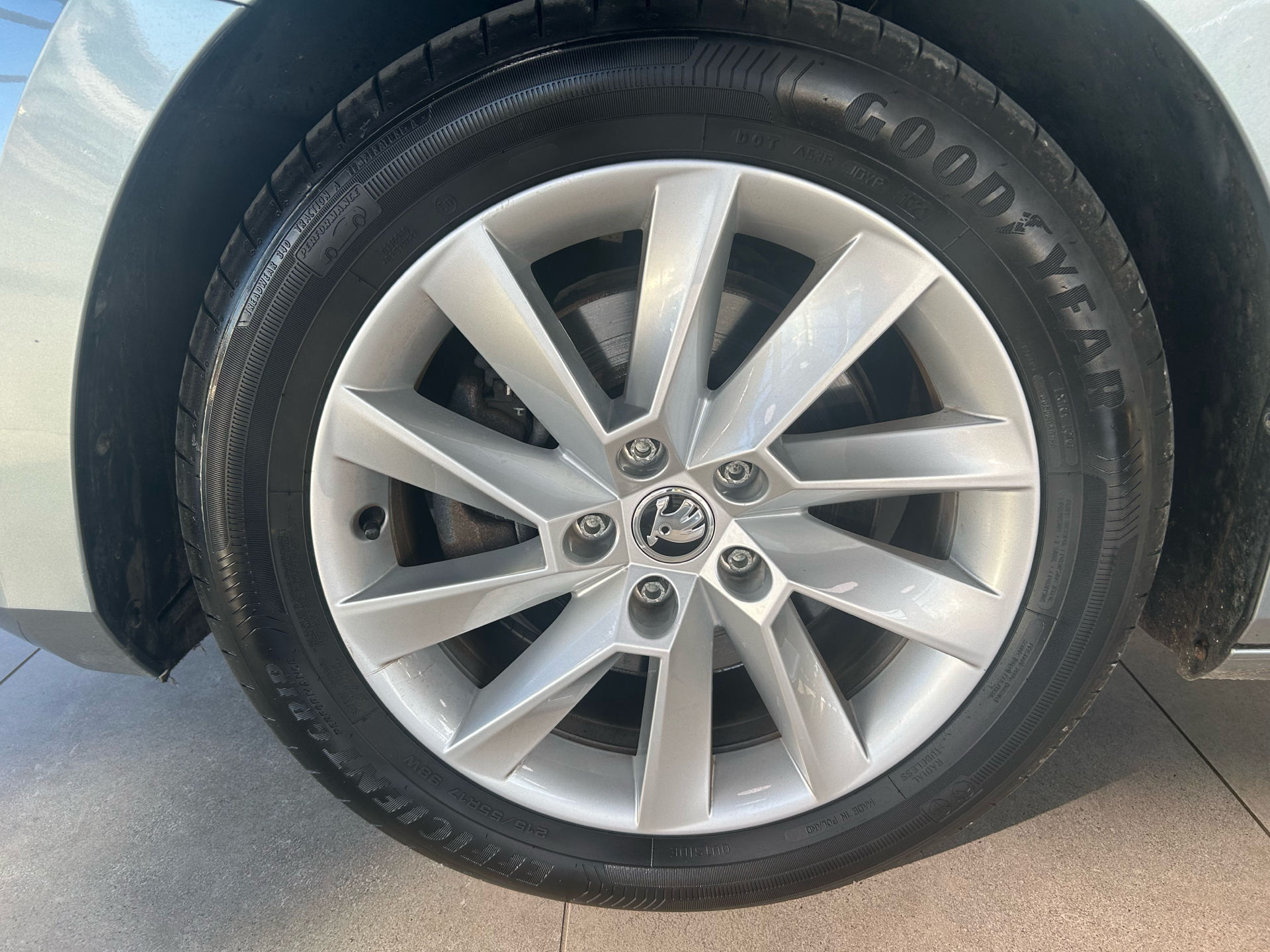 Billede af Skoda Superb Combi 1,4 TSI  Plugin-hybrid iV DSG 218HK Stc 6g Aut.