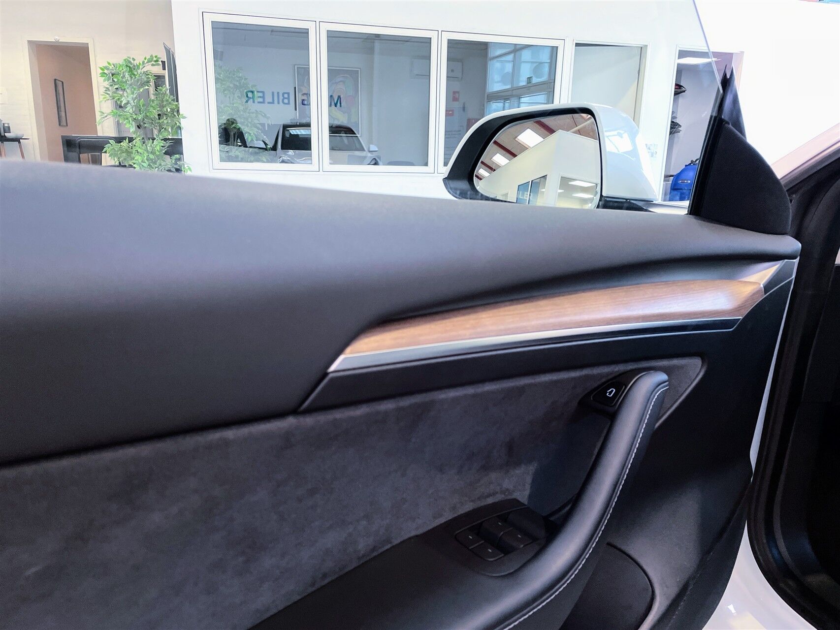 Billede af Tesla Model 3 EL Standard Range 283HK Aut.