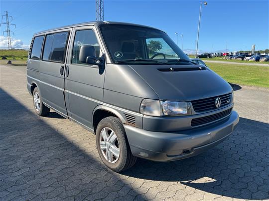 VW Caravelle Kort 8/9 pers. 2,5 TDI m/Airbag m/ABS Syncro 102HK