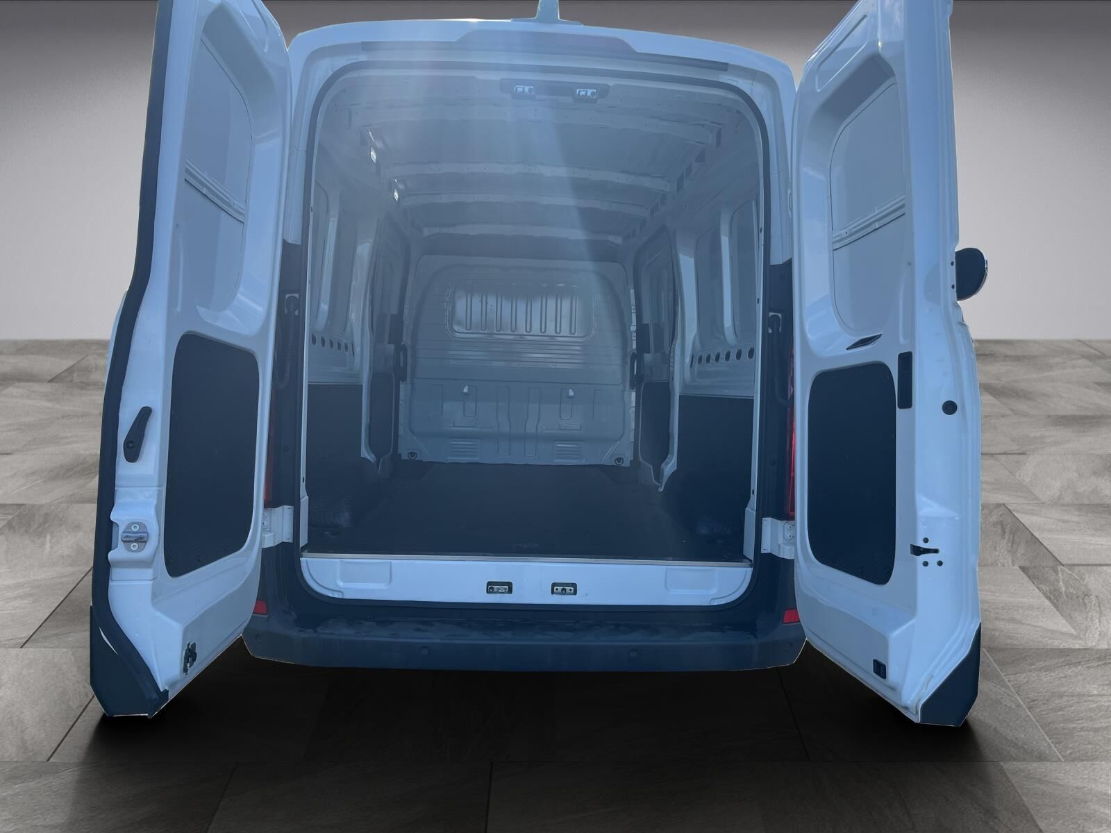 Billede af Maxus e-Deliver 9 L3H2 EL 88,55 kWh 204HK Van Aut.
