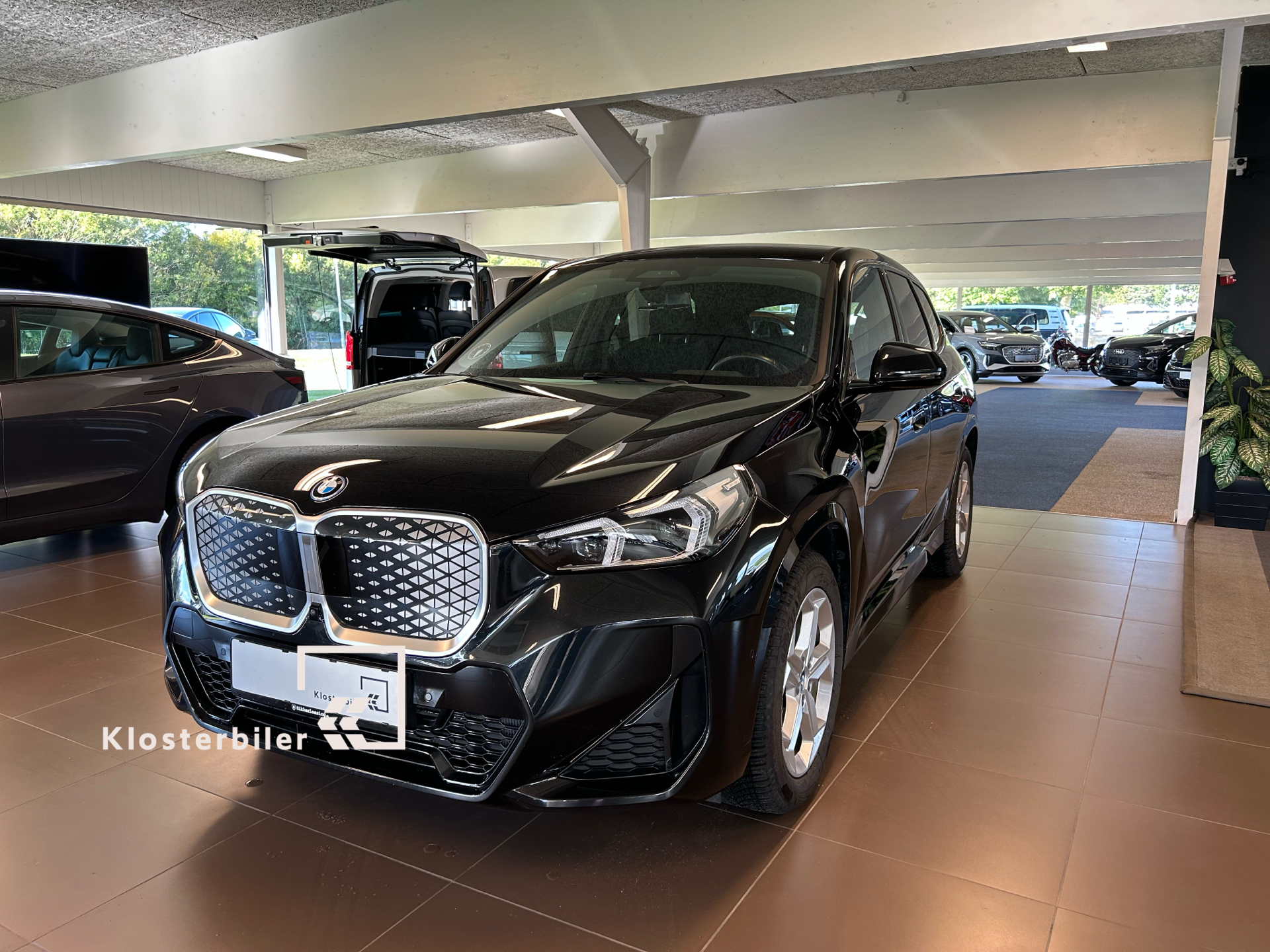 Billede af BMW iX1 xDrive30 EL M-Sport 4x4 313HK 5d Aut.