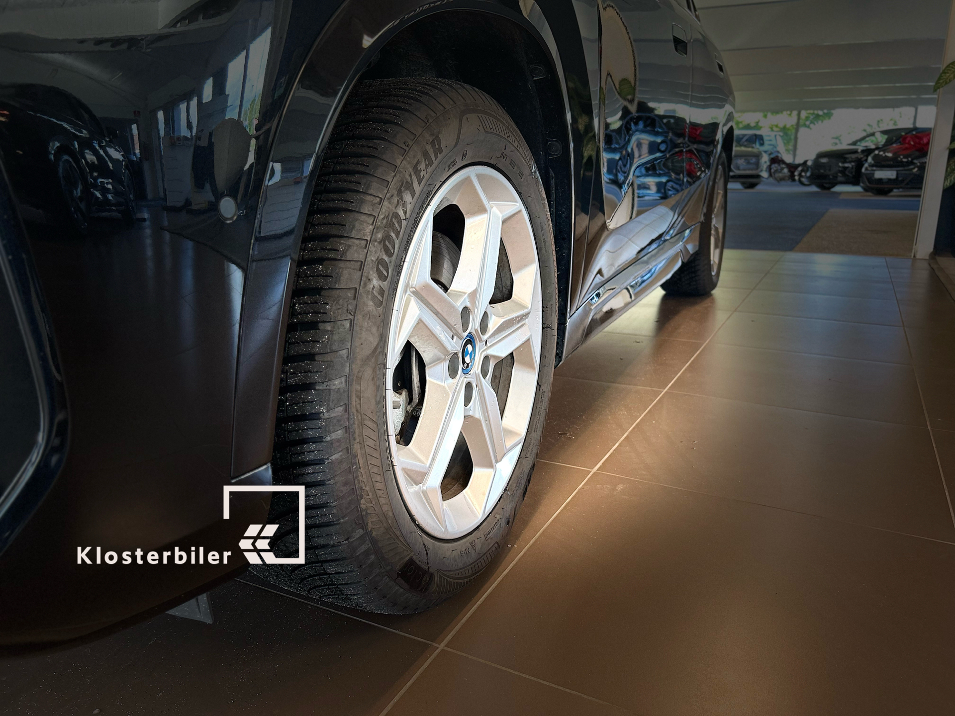 Billede af BMW iX1 xDrive30 EL M-Sport 4x4 313HK 5d Aut.