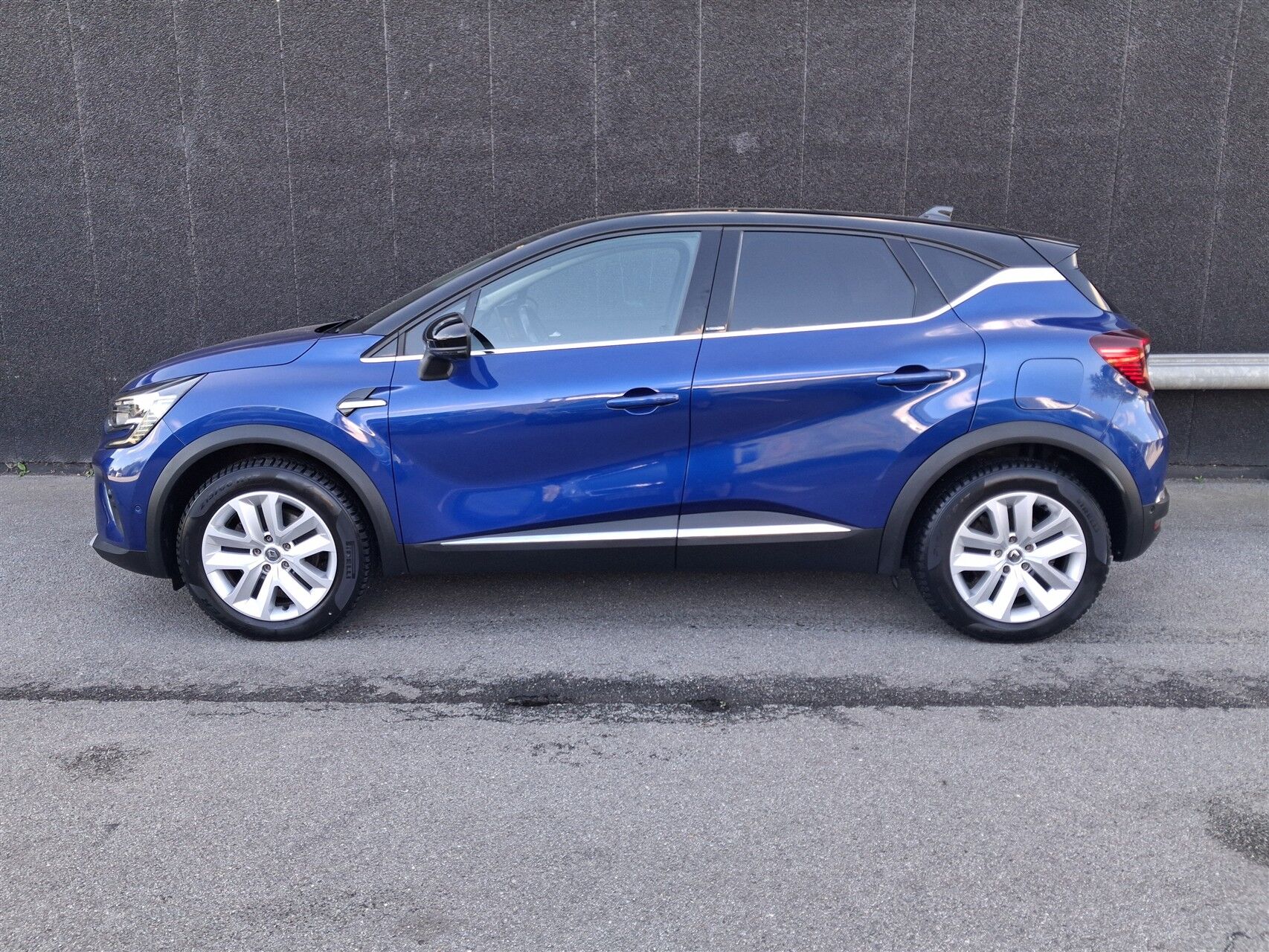 Billede af Renault Captur 1,6 E-TECH  Plugin-hybrid Intens 160HK 5d Aut.