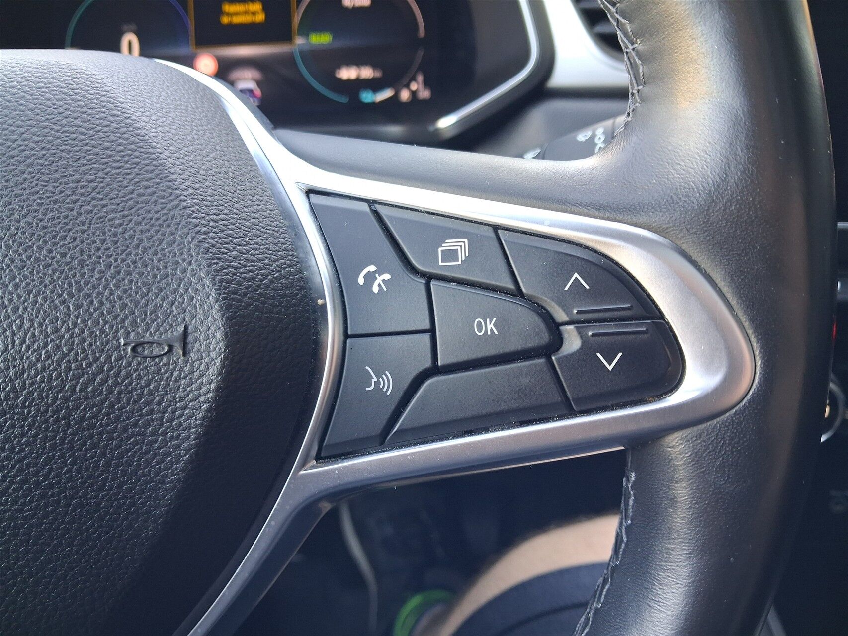 Billede af Renault Captur 1,6 E-TECH  Plugin-hybrid Intens 160HK 5d Aut.