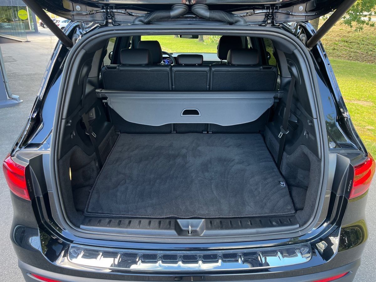 Billede af Mercedes-Benz EQB 350 7 pers. EL AMG Line 4Matic 292HK 5d Aut.
