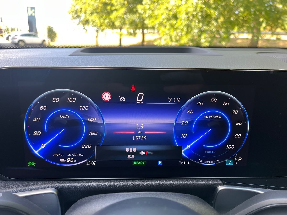 Billede af Mercedes-Benz EQB 350 7 pers. EL AMG Line 4Matic 292HK 5d Aut.