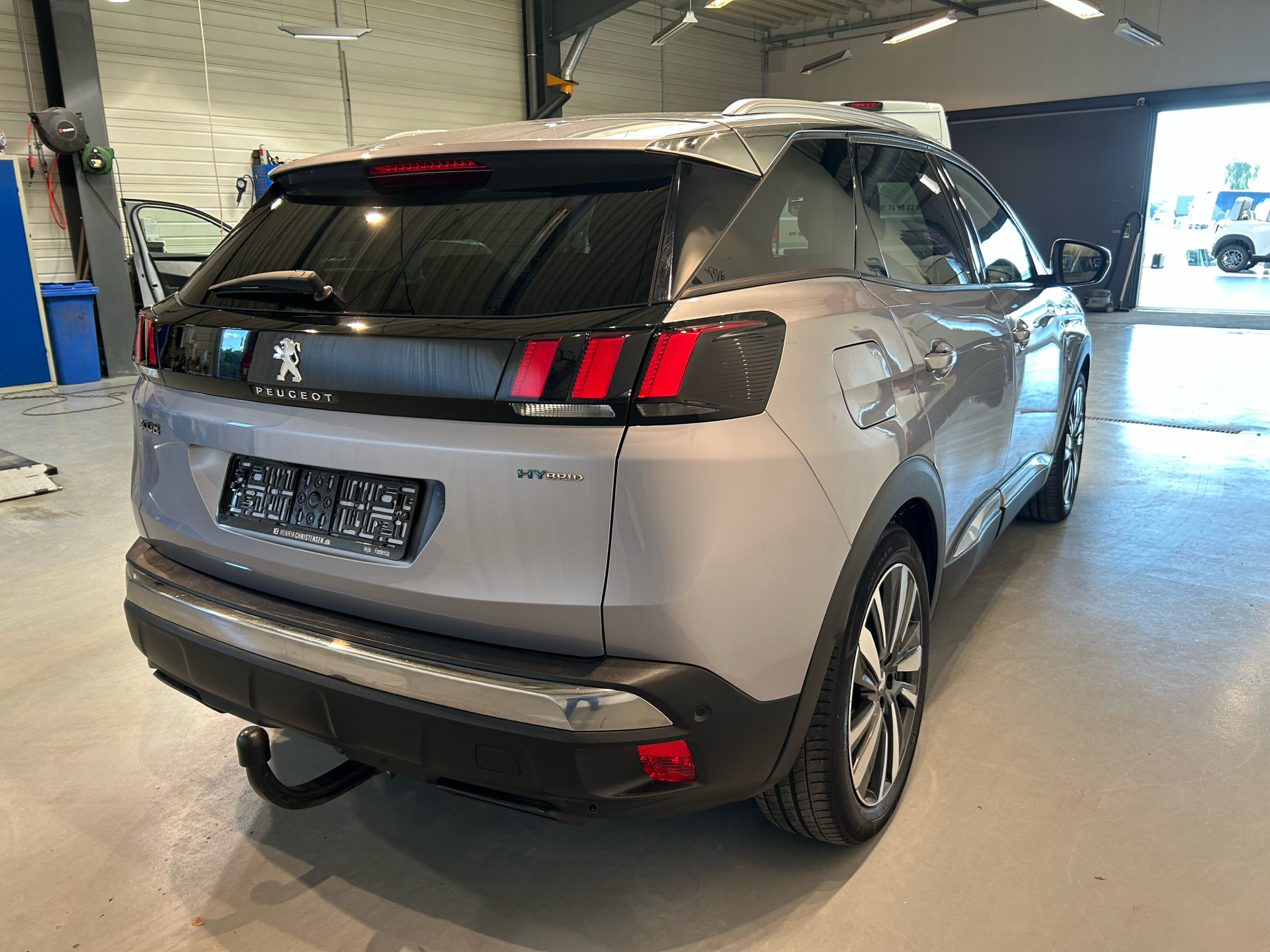 Billede af Peugeot 3008 1,6 PureTech  Plugin-hybrid Allure LTD EAT8 225HK 5d 8g Aut.